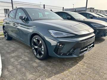 Basis 1.5 TSI 150PS, 5J Garantie, Fjord-Blau, E...