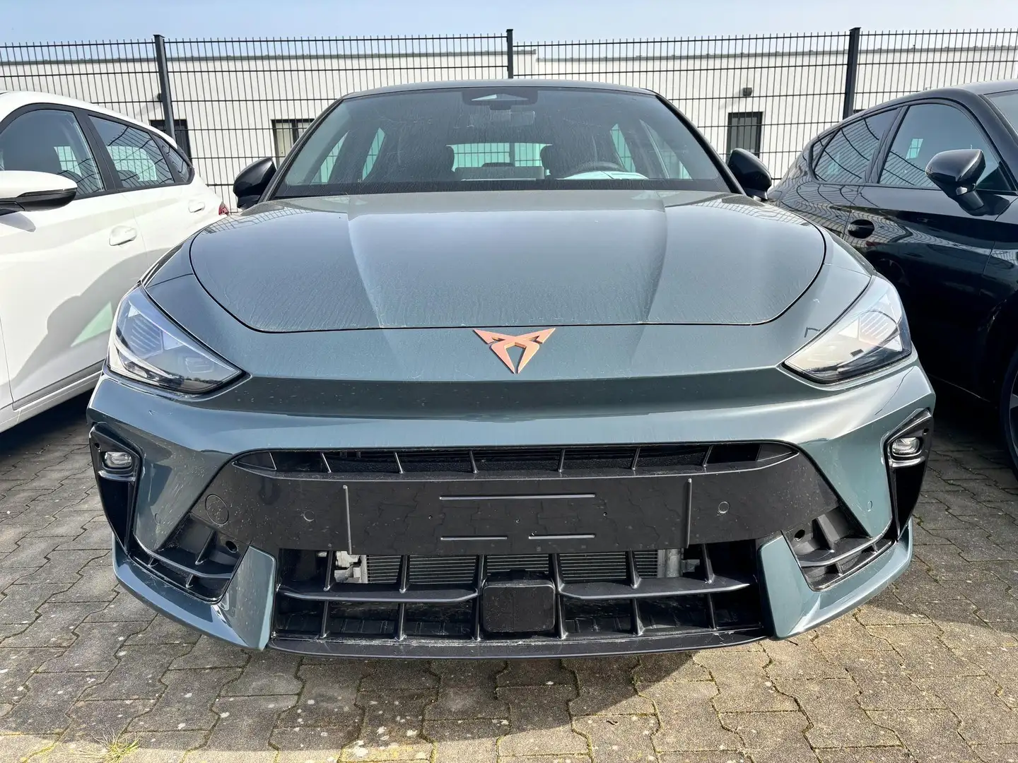 CUPRA Leon Basis 1.5 TSI 150PS, 5J Garantie, Fjord-Blau, E... Blau - 2