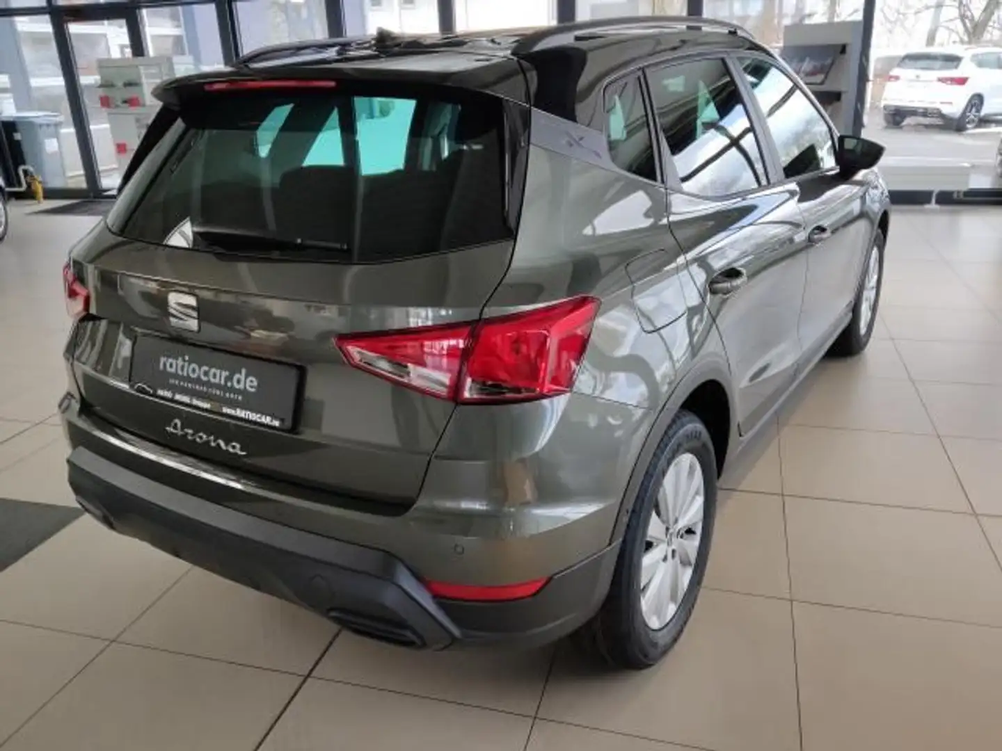 SEAT Arona ARONA ROAD EDITION 1.0 TSI AHZV-VORBER. SITZHEI. Grau - 2