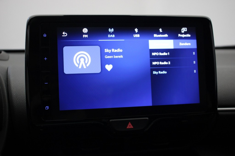 Toyota Yaris Cross 1.5 Hybrid Dynamic - Panorama, Carplay, Camera, St — photo 29