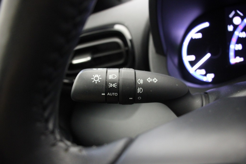 Toyota Yaris Cross 1.5 Hybrid Dynamic - Panorama, Carplay, Camera, St — photo 26
