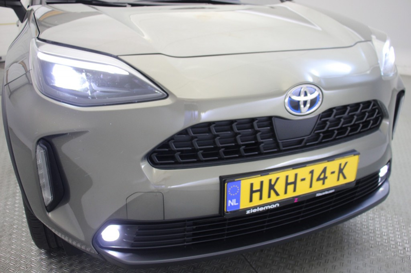 Toyota Yaris Cross 1.5 Hybrid Dynamic - Panorama, Carplay, Camera, St — photo 34