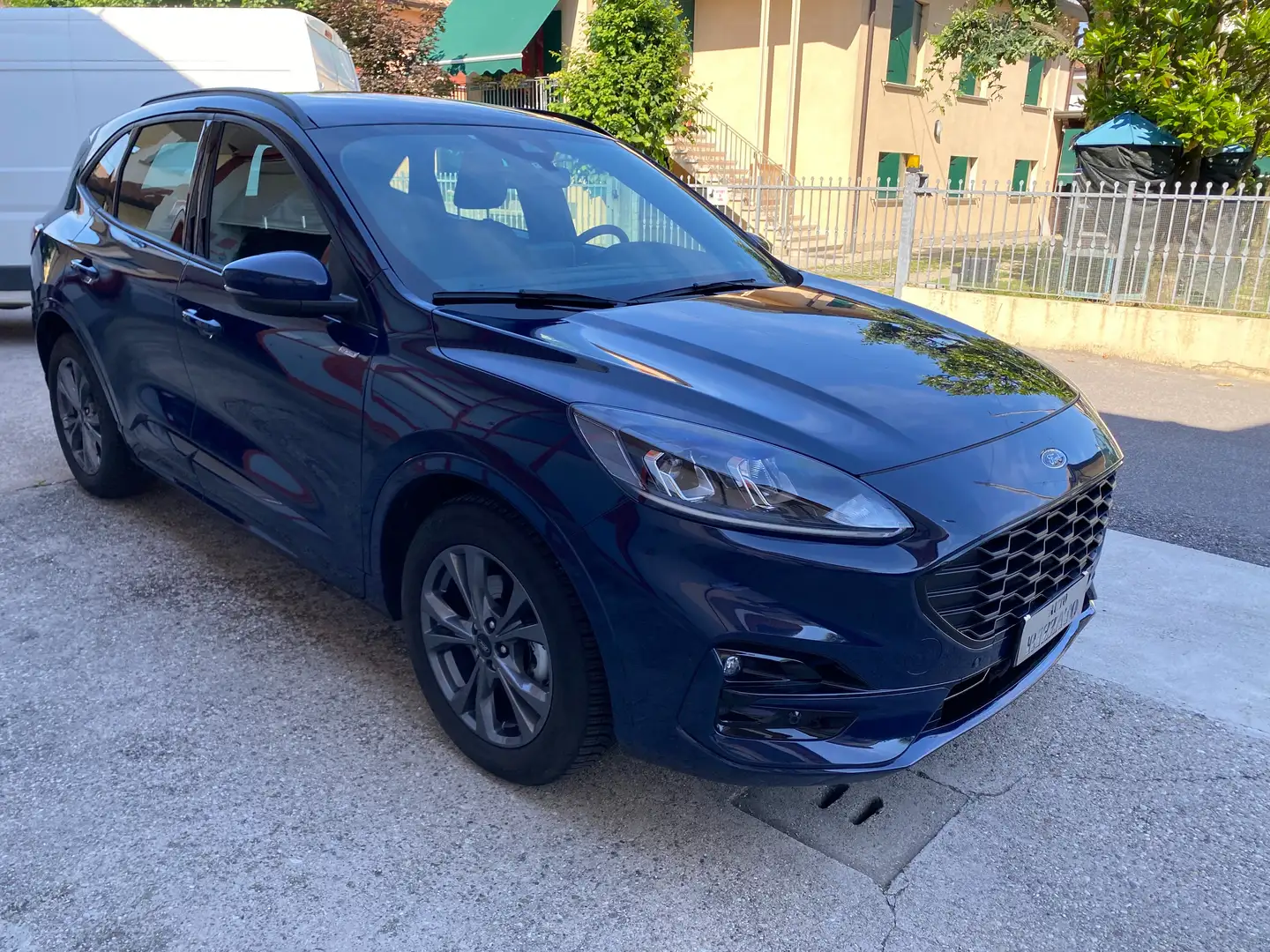 Ford Kuga 2.0 ecoblue ST-Line awd 120cv auto Blu/Azzurro - 1