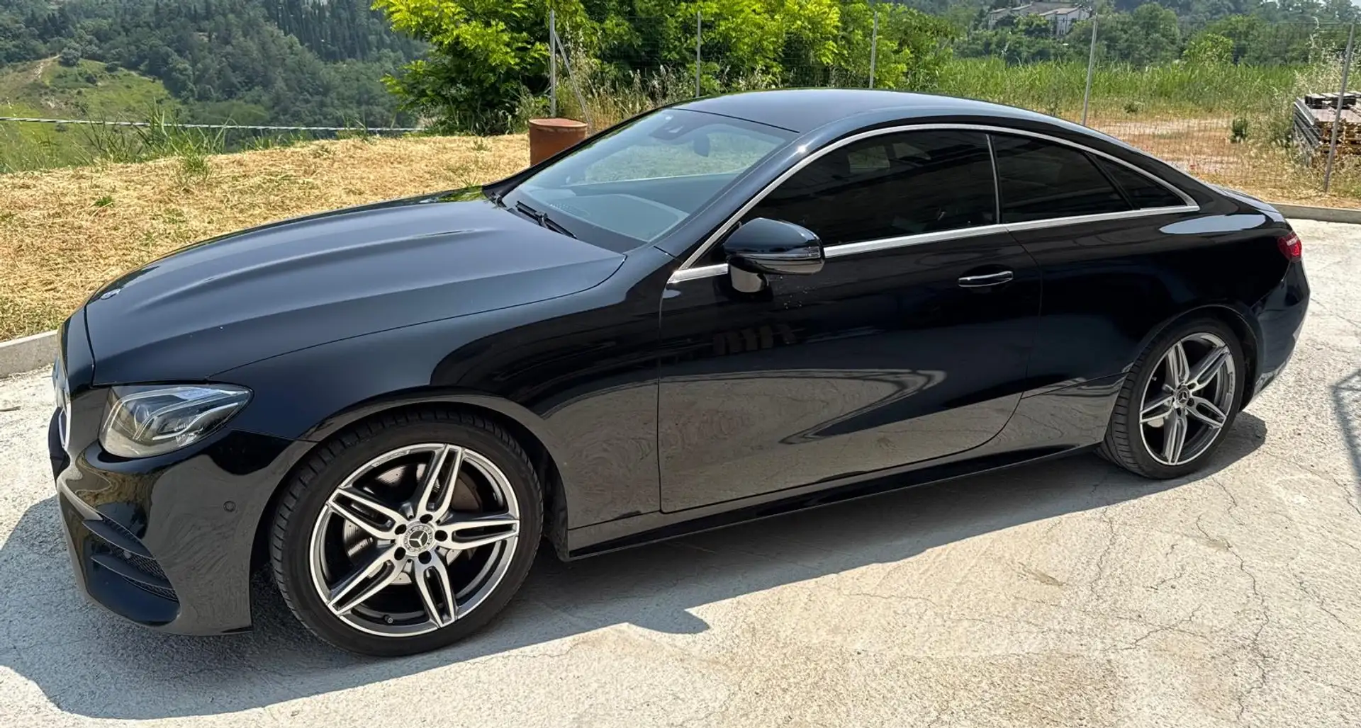 Mercedes-Benz CE 220 Premium Černá - 1