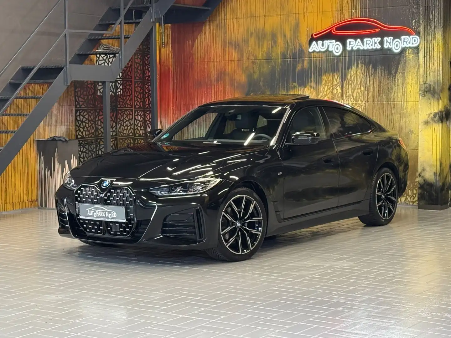 BMW 420 M Sport Aut.~LED~KAMERA~ACC~GSD Zwart - 1