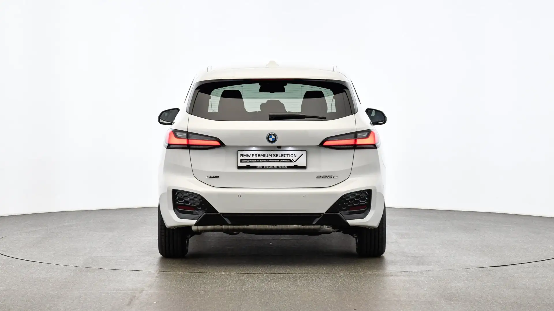 BMW 225 225e xDrive Active Tourer Weiß - 2