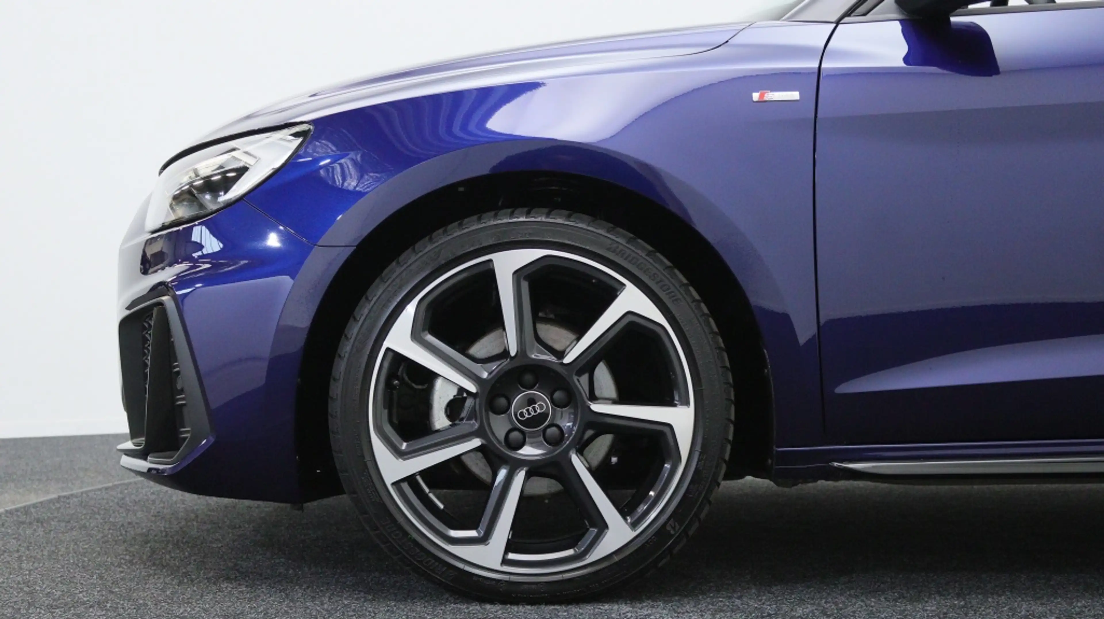 Audi A1 Sportback 30 TFSI S Line Black Ed. | Private Lease — photo 7