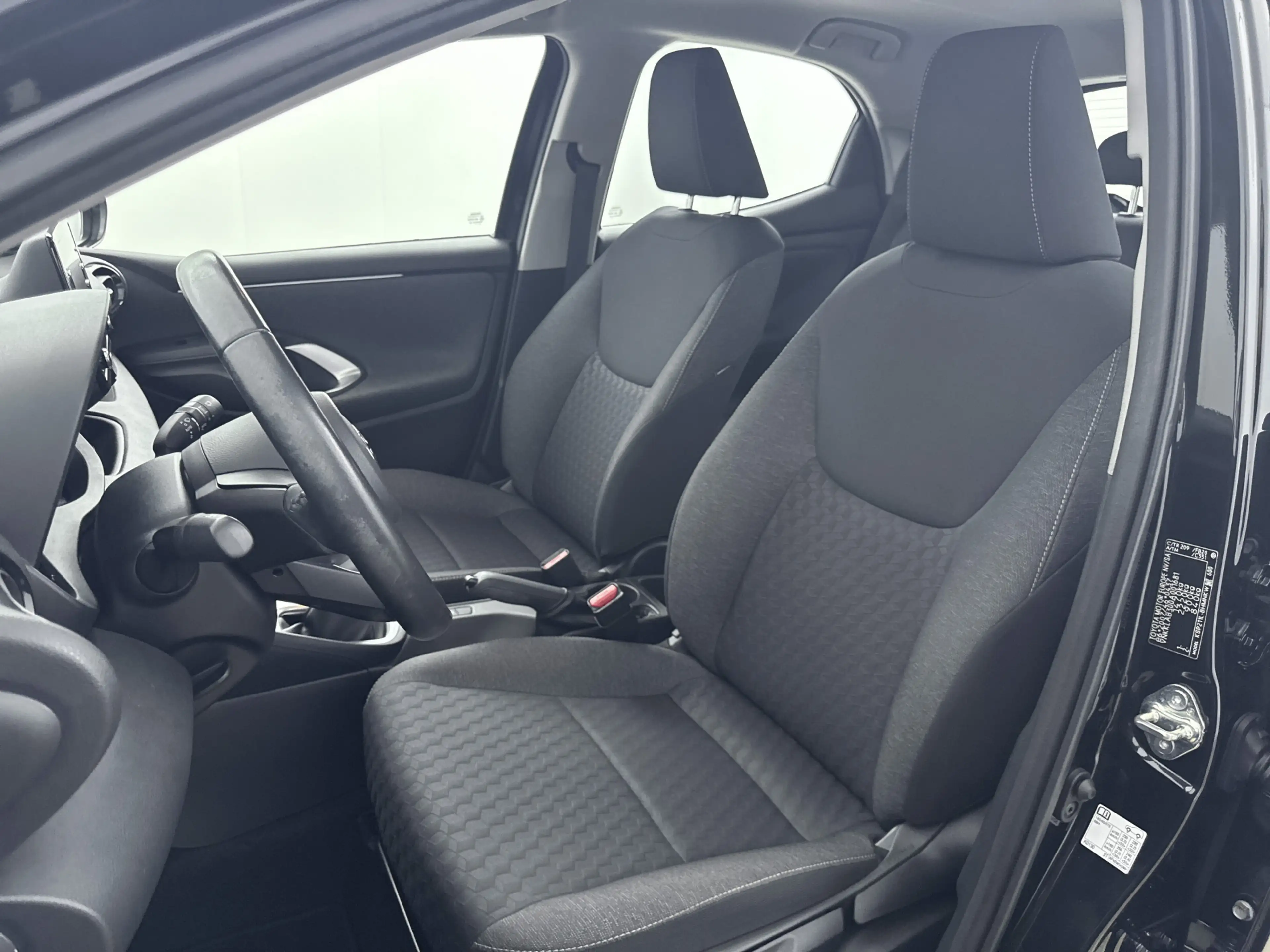 Toyota Yaris 1.0 VVT-i Active | Apple Carplay/Android Auto | Pa — photo 15