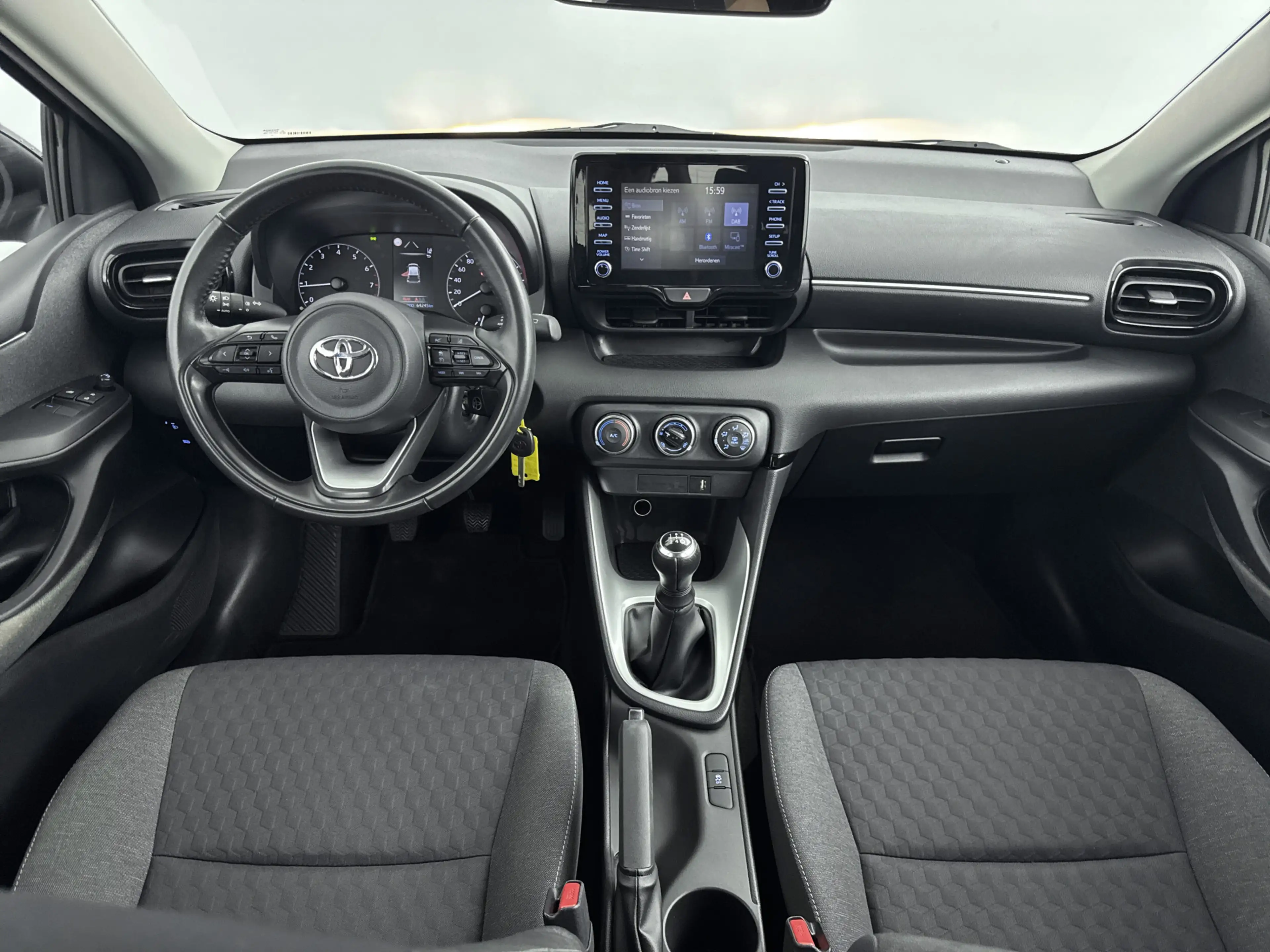 Toyota Yaris 1.0 VVT-i Active | Apple Carplay/Android Auto | Pa — photo 4