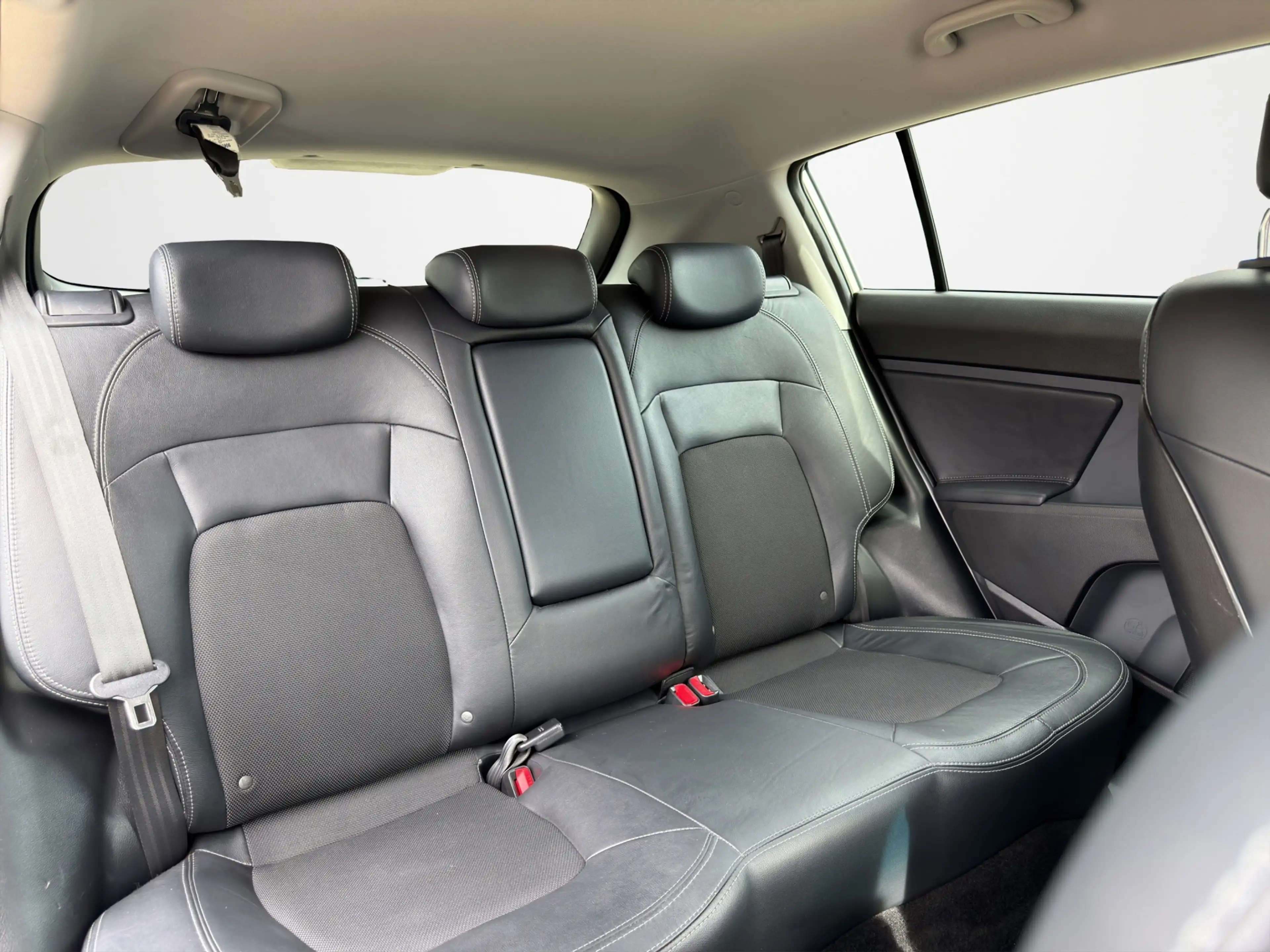 Kia Sportage 2.0 X-ecutive Plus Pack Trekhaak|1900kg Trekgewich — photo 17