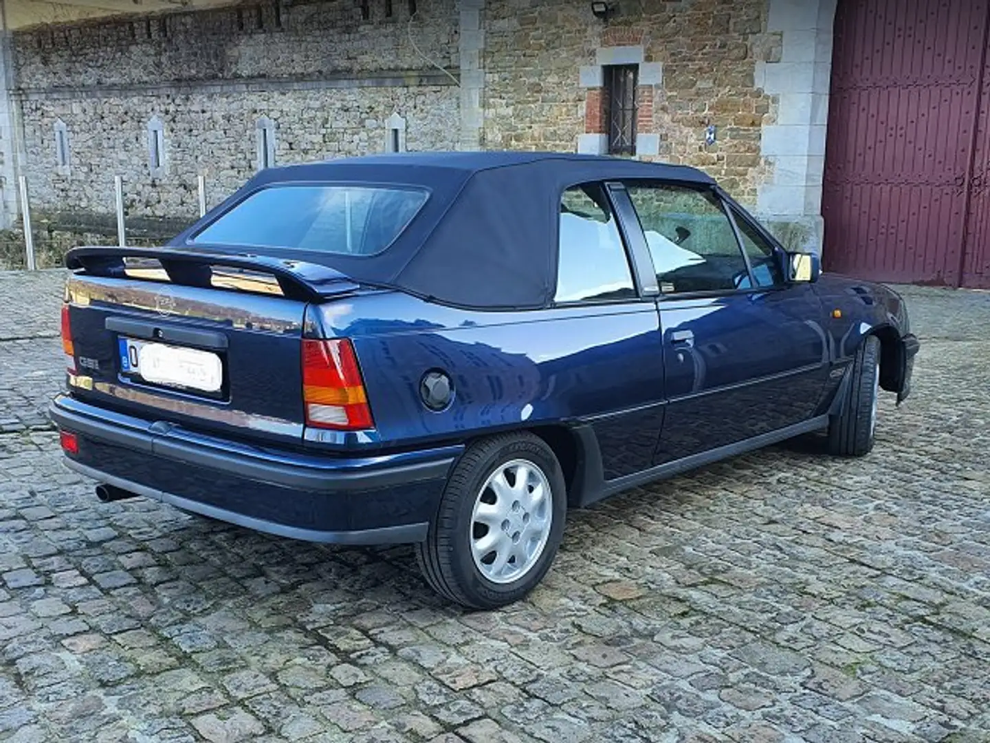 Opel Kadett GSI cabriolet Azul - 1