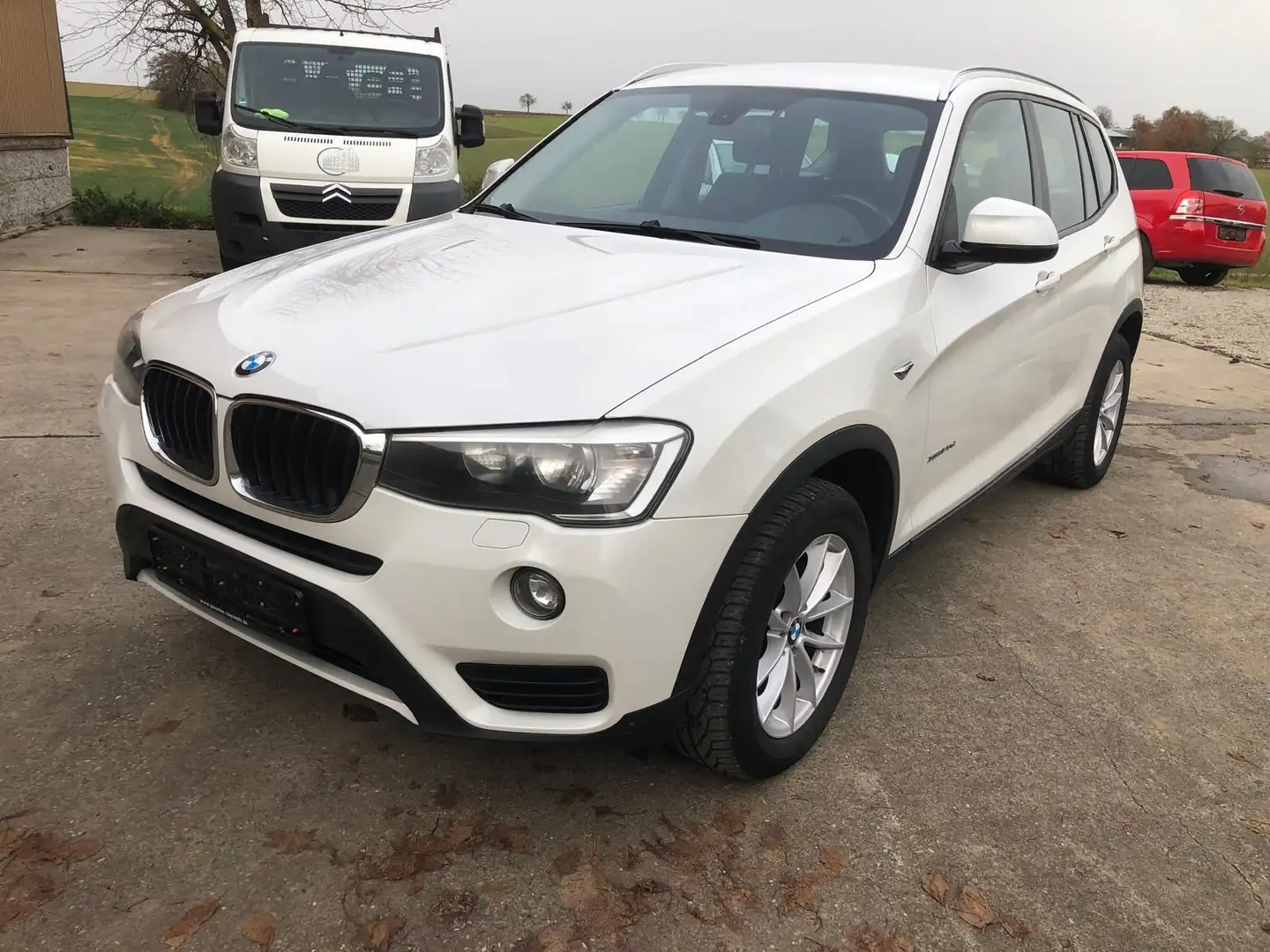 BMW X3 xDrive 20 d Weiß - 2