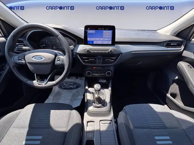 Ford Focus view 10