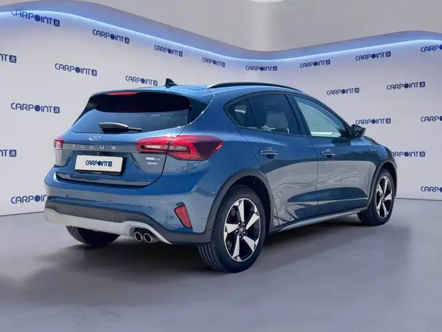 Ford Focus view 5