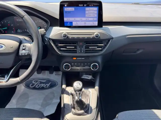Ford Focus view 11
