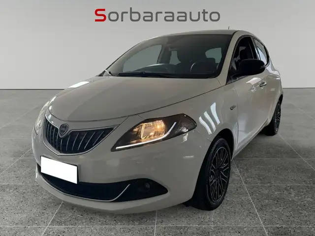 Lancia Ypsilon 1.0 FireFly 5 porte S&S Hybrid Gold.
