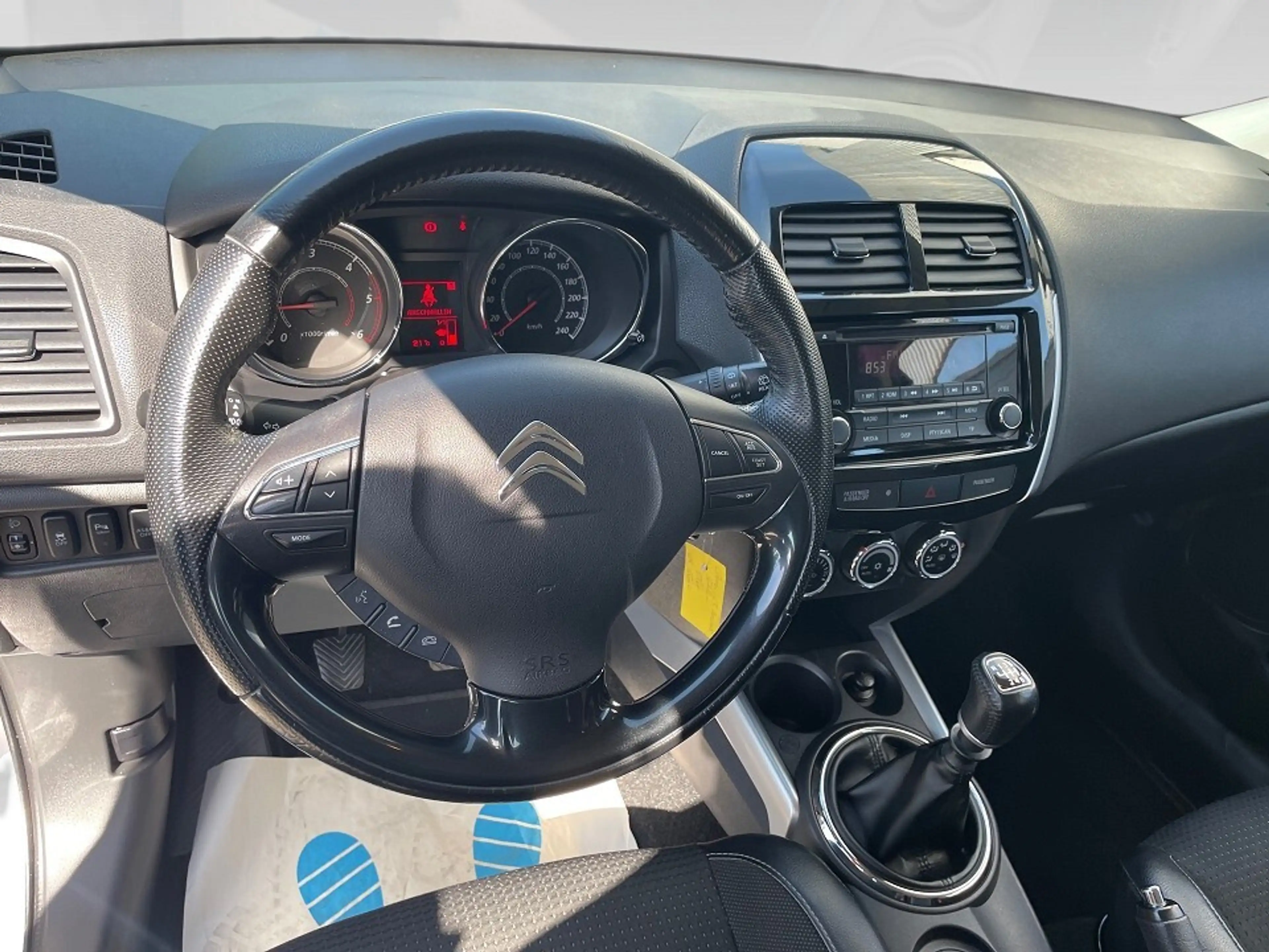 Citroen C4 Aircross HDi 115 2WD Seduction — photo 15