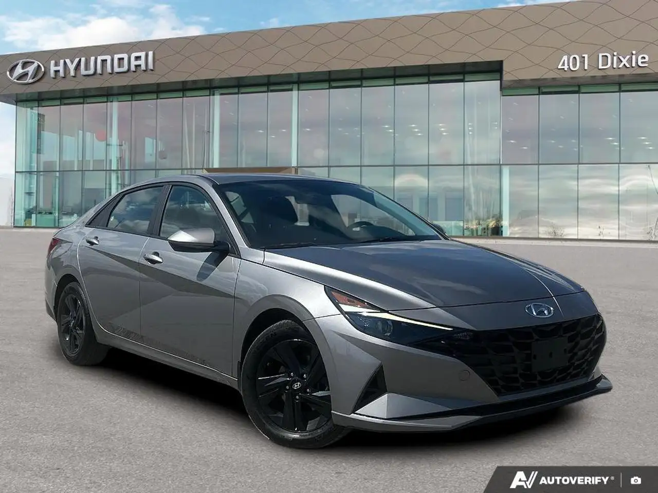 Hyundai ELANTRA снимка Hyundai ELANTRA
