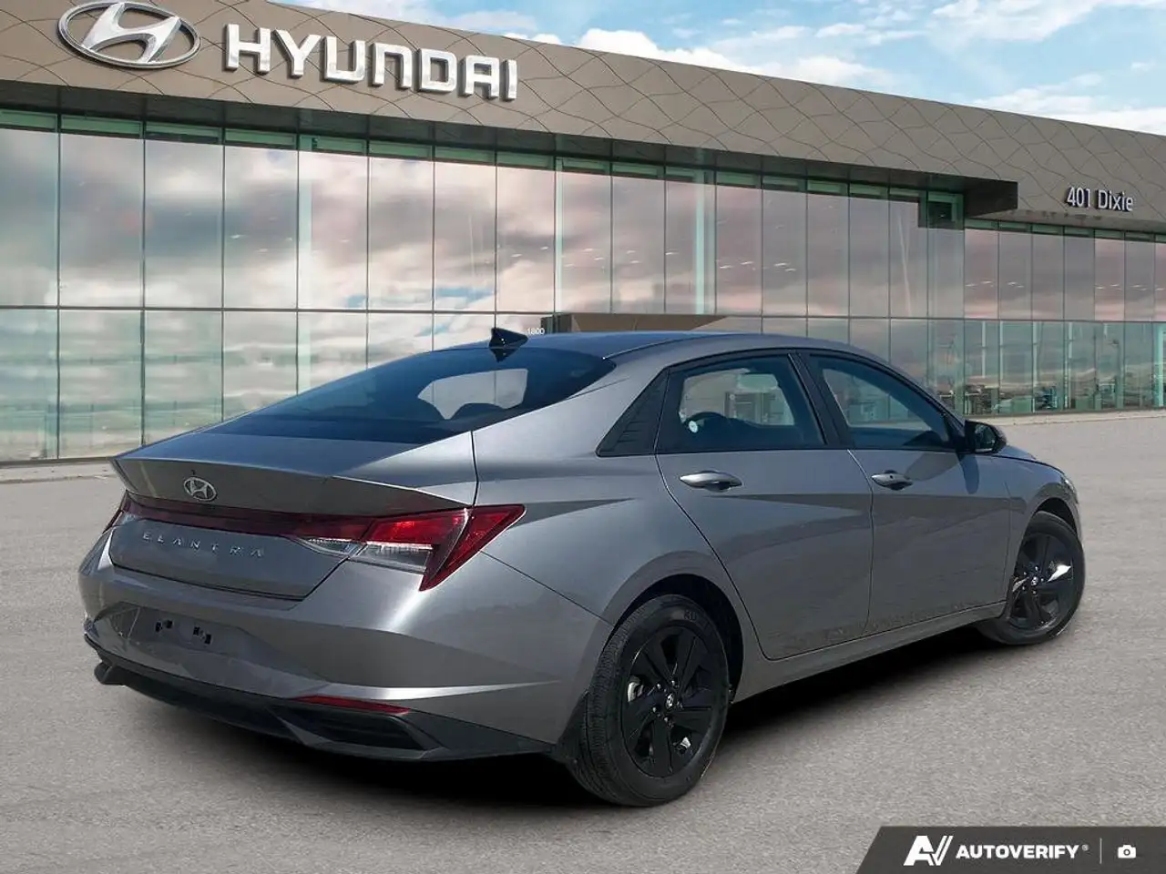 Hyundai ELANTRA снимка Hyundai ELANTRA
