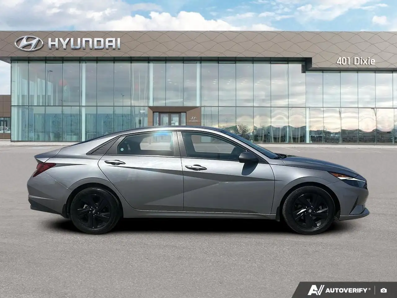 Hyundai ELANTRA снимка Hyundai ELANTRA