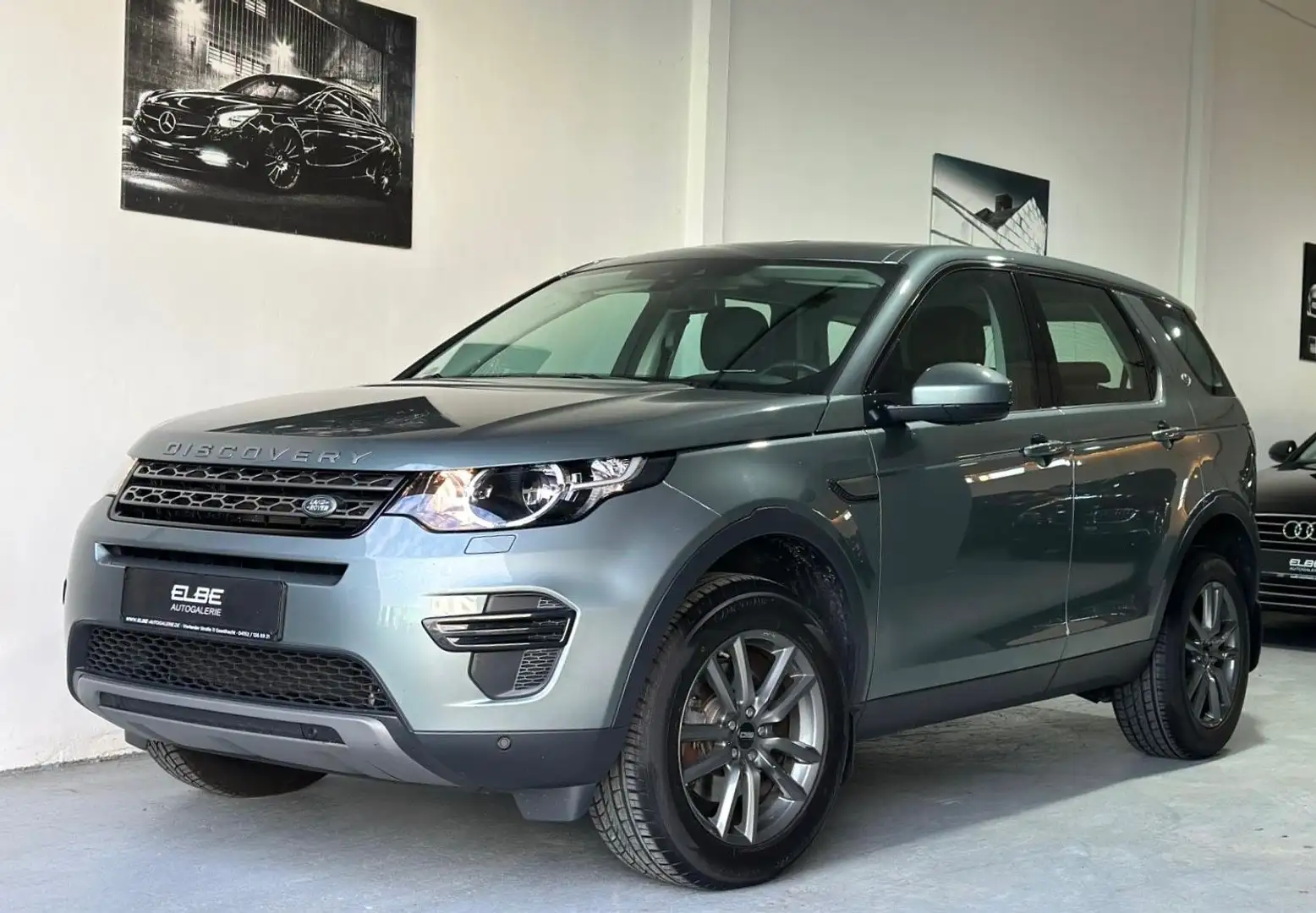Land Rover Discovery Sport 2.0 Td4 SE AWD Aut. 1.Hand EURO6 Grau - 2