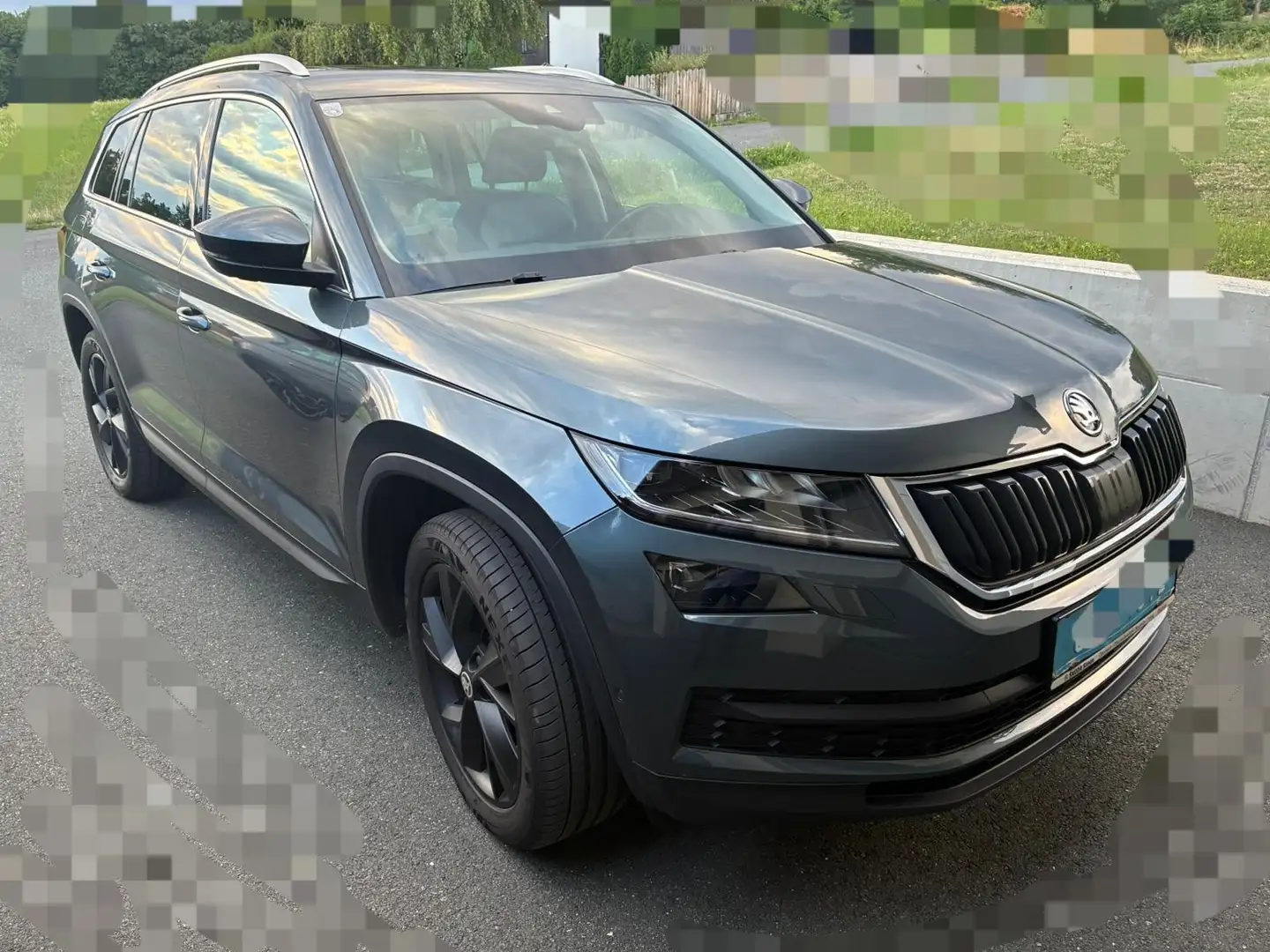 Skoda Kodiaq 2,0 TDI SCR 4x4 Style DSG Grau - 1
