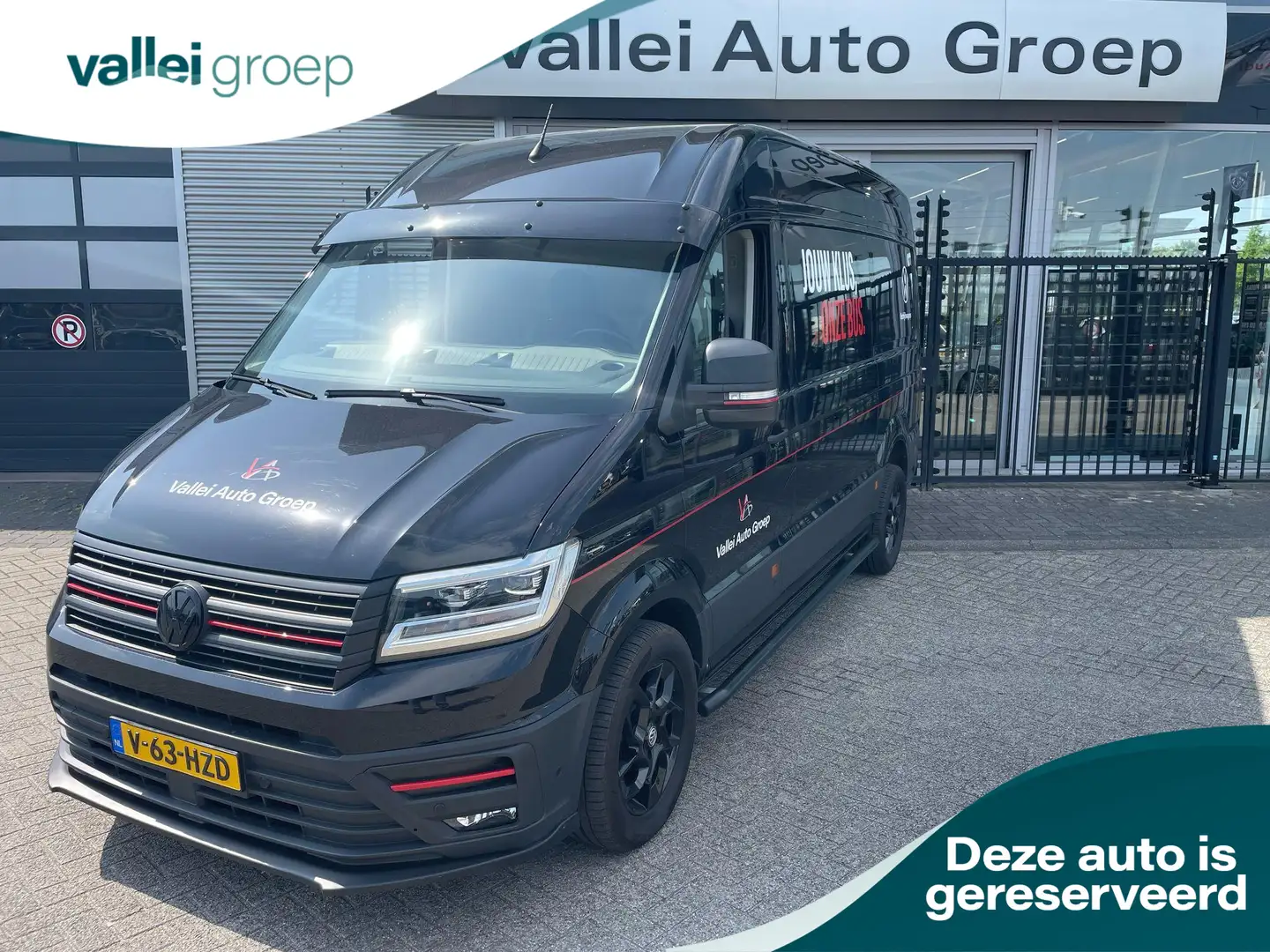 Volkswagen Crafter 35 2.0 TDI L3H3 Exclusive | Hero Uitvoering | Airc Zwart - 1