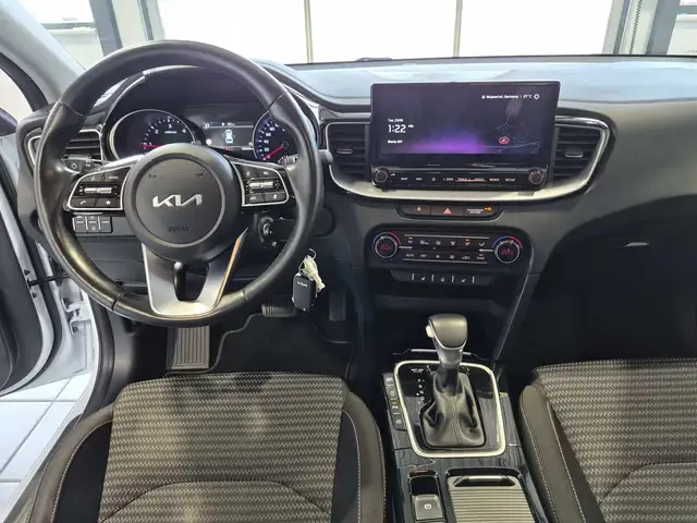 Kia Ceed view 9