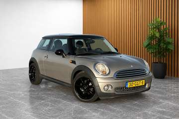 Mini 1.6 CHAMPAGNE (GOED ONDERHOUDEN, NIEUWE APK,