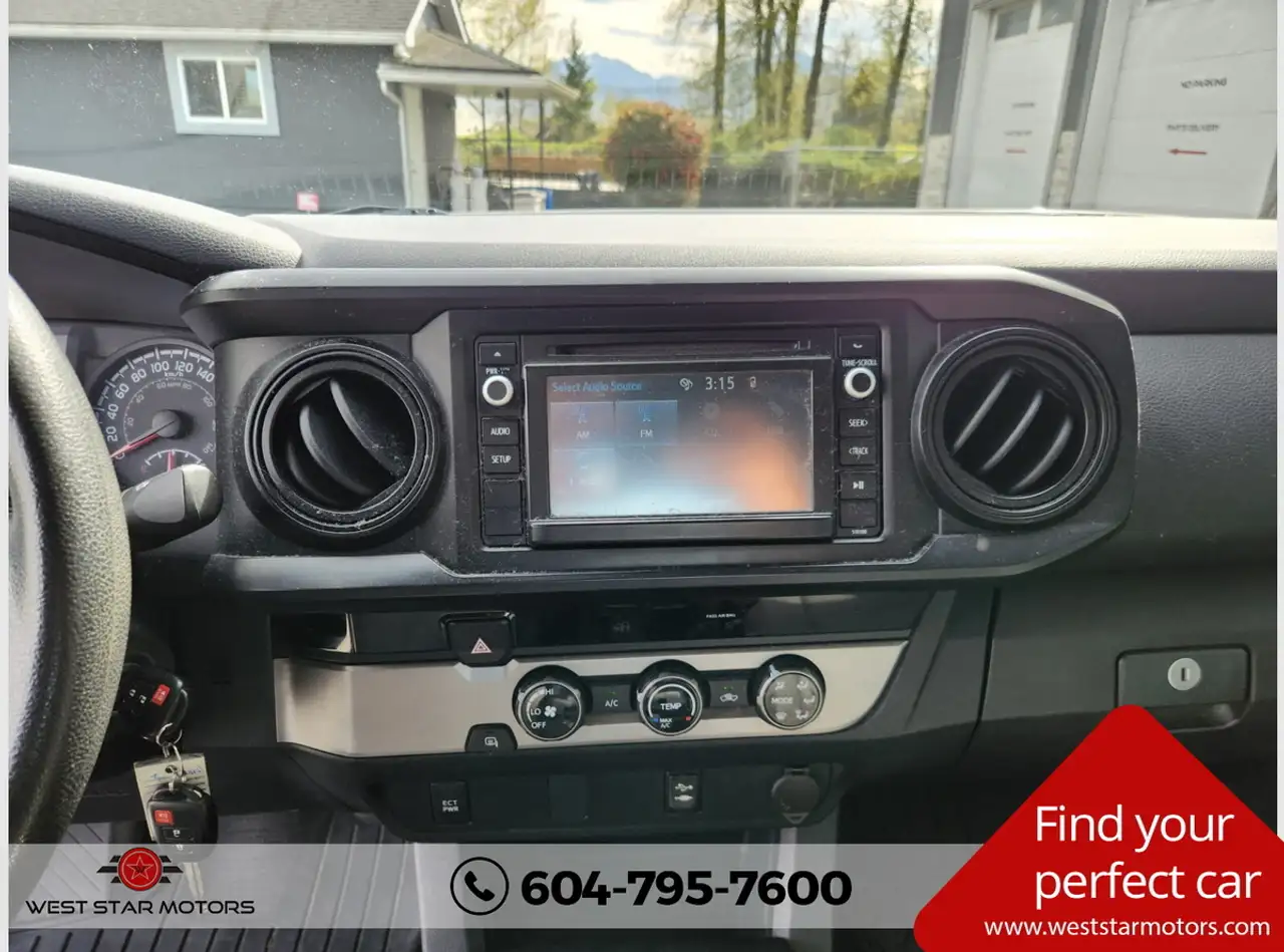 Toyota Tacoma снимка Toyota Tacoma