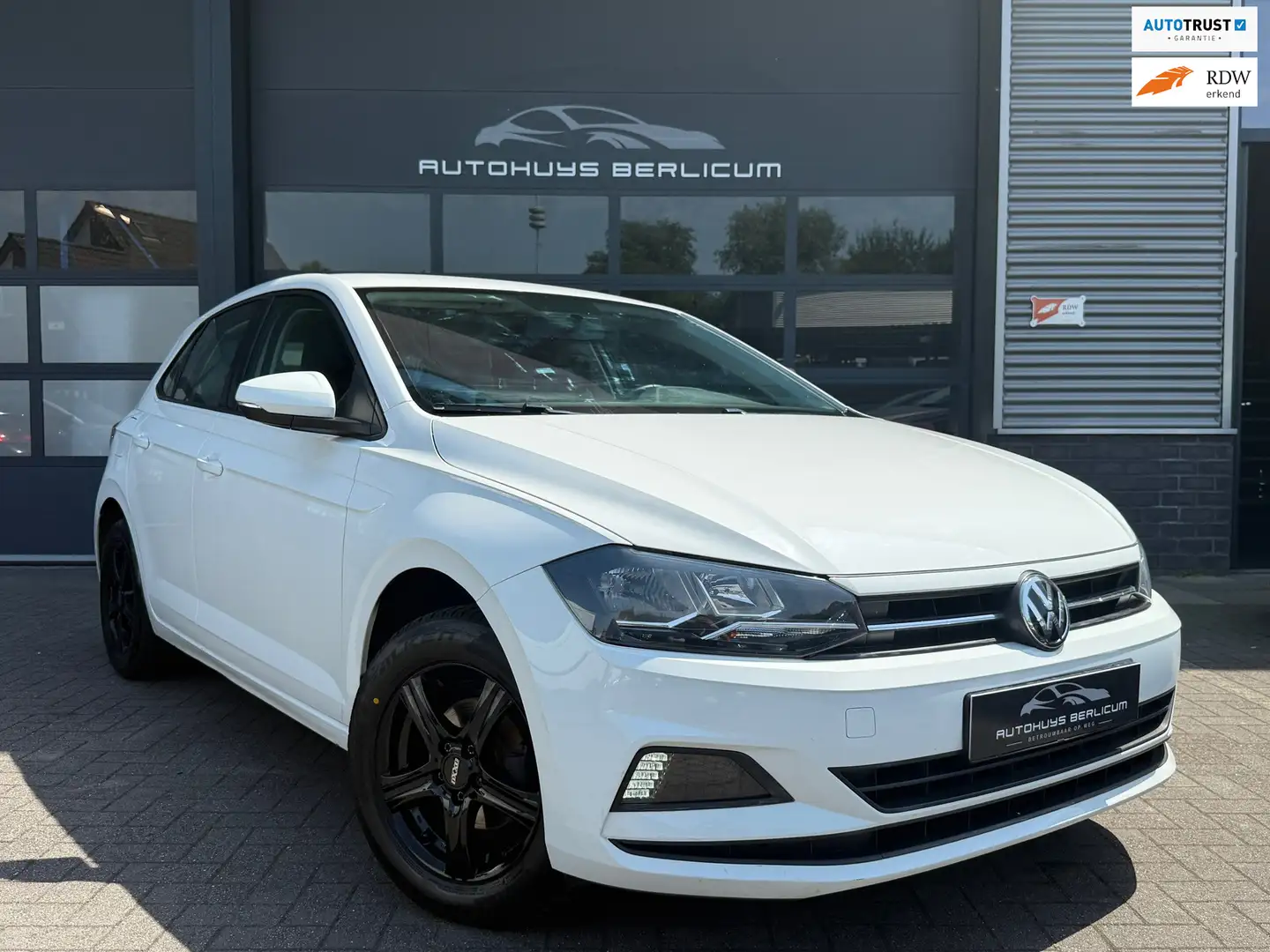 Volkswagen Polo 1.0 TSI Comfortline Business|Keyless|Carplay|Luxe Blanco - 1