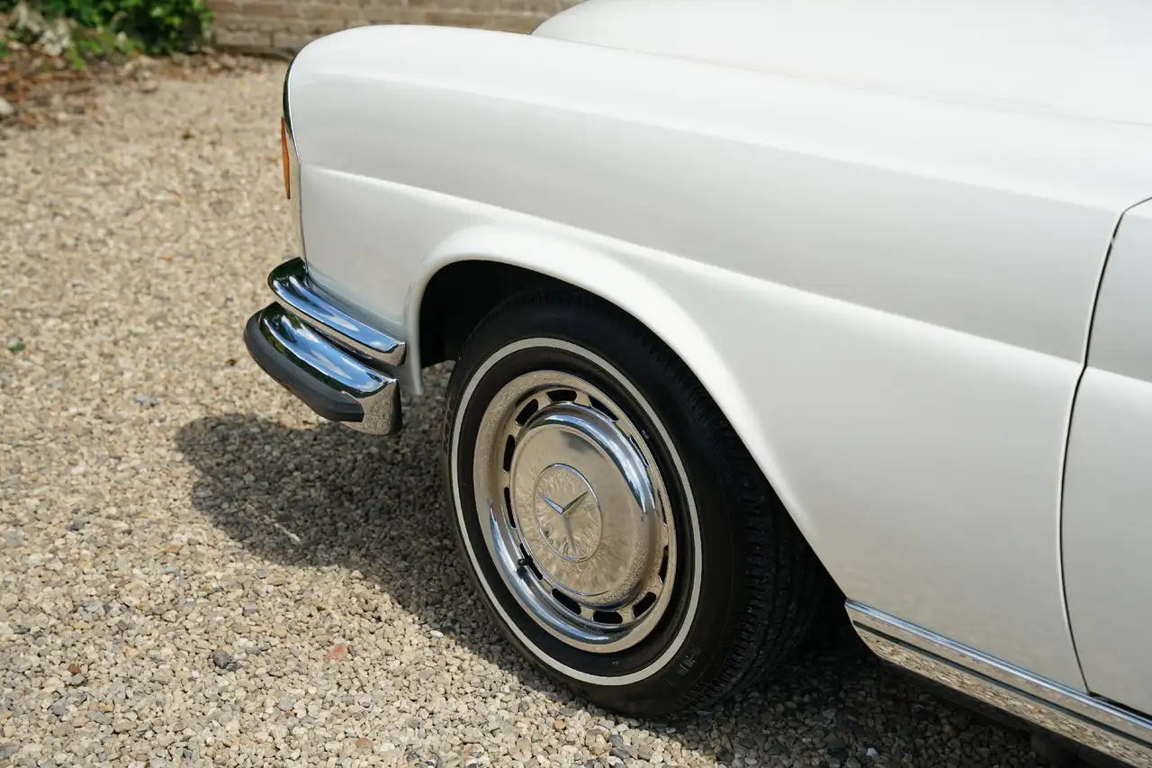 Mercedes-Benz 280 SE 3.5 V8 Coupé "Original and preserved" Don't und, foto 12