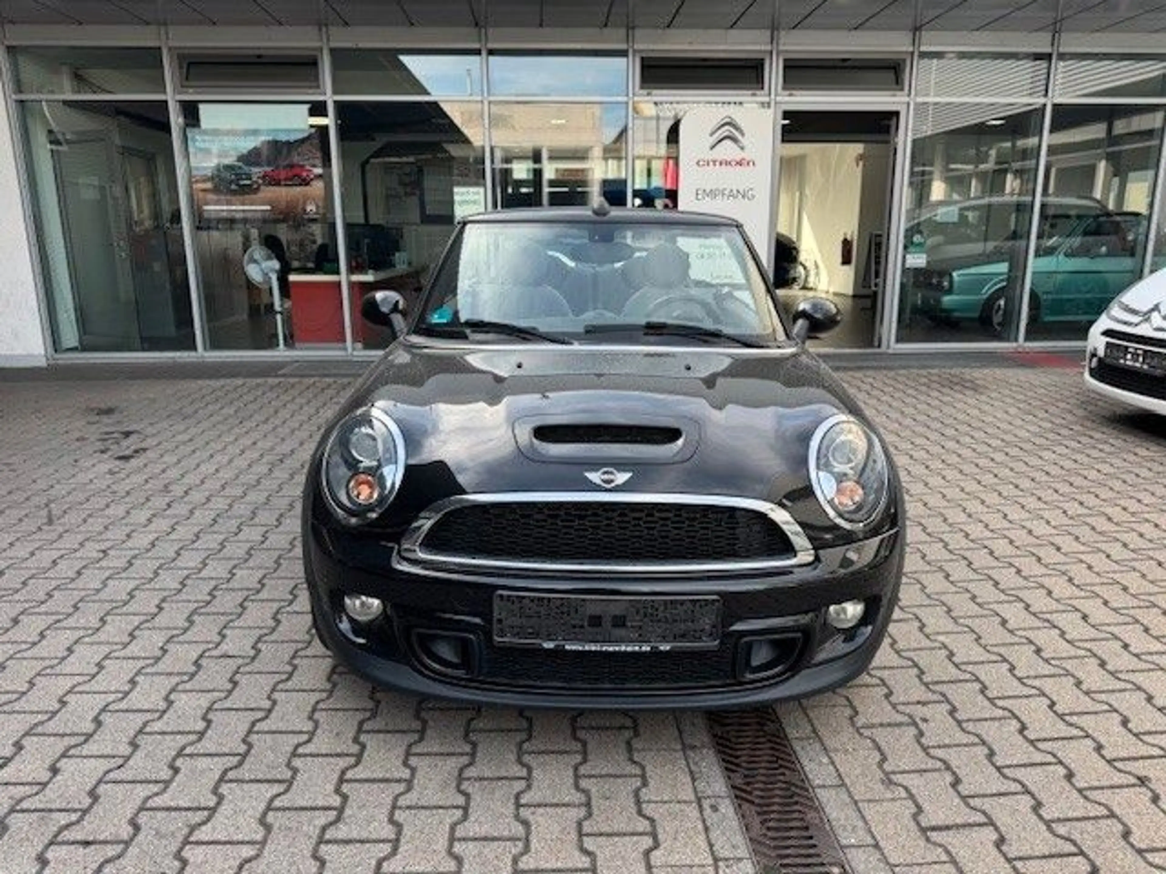 MINI Cooper S Cabrio Cooper S — photo 2