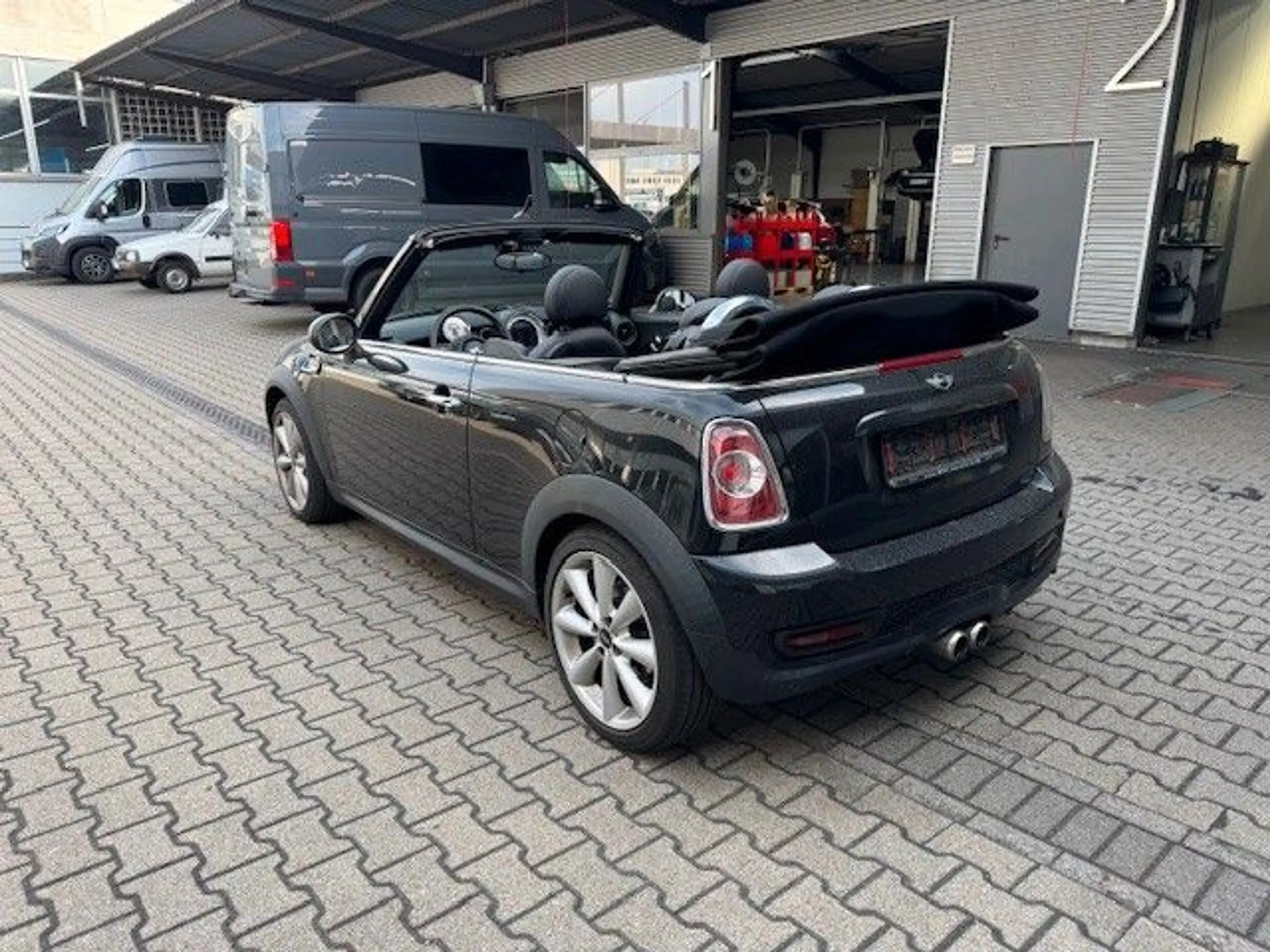 MINI Cooper S Cabrio Cooper S — photo 7