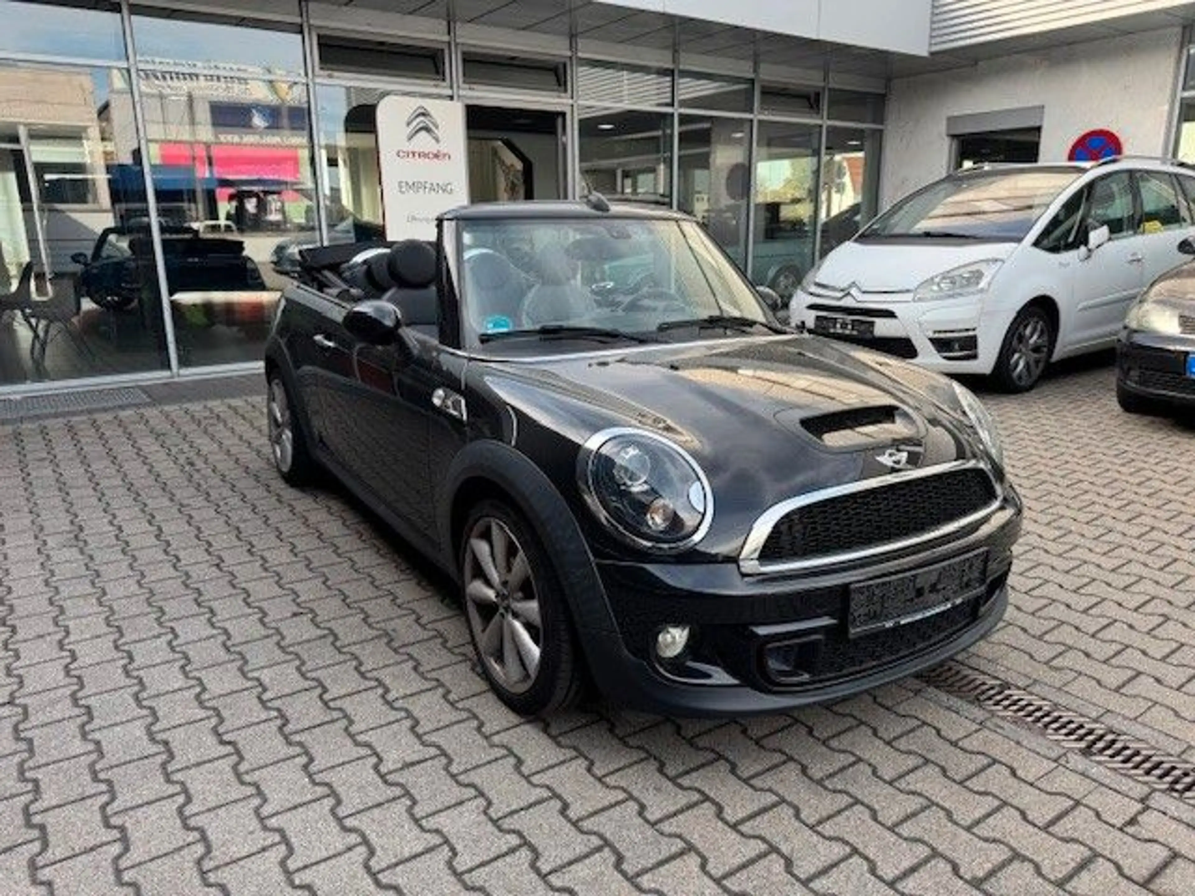 MINI Cooper S Cabrio Cooper S — photo 3