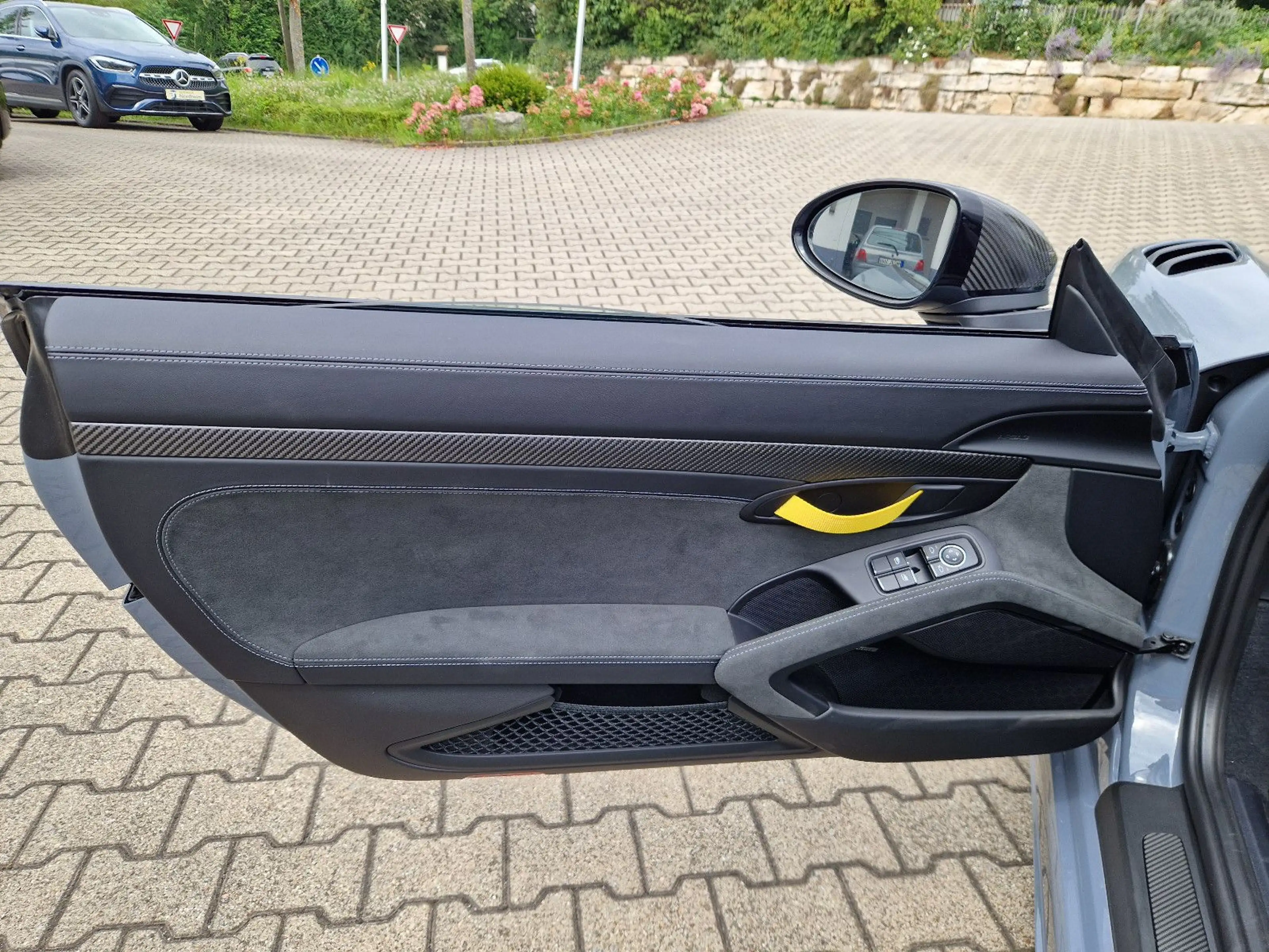 Porsche Cayman 718 Cayman GT4 RS Weissach-Paket/Liftsystem — photo 15