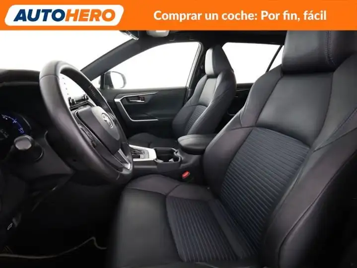 Toyota RAV4 2021, foto 11