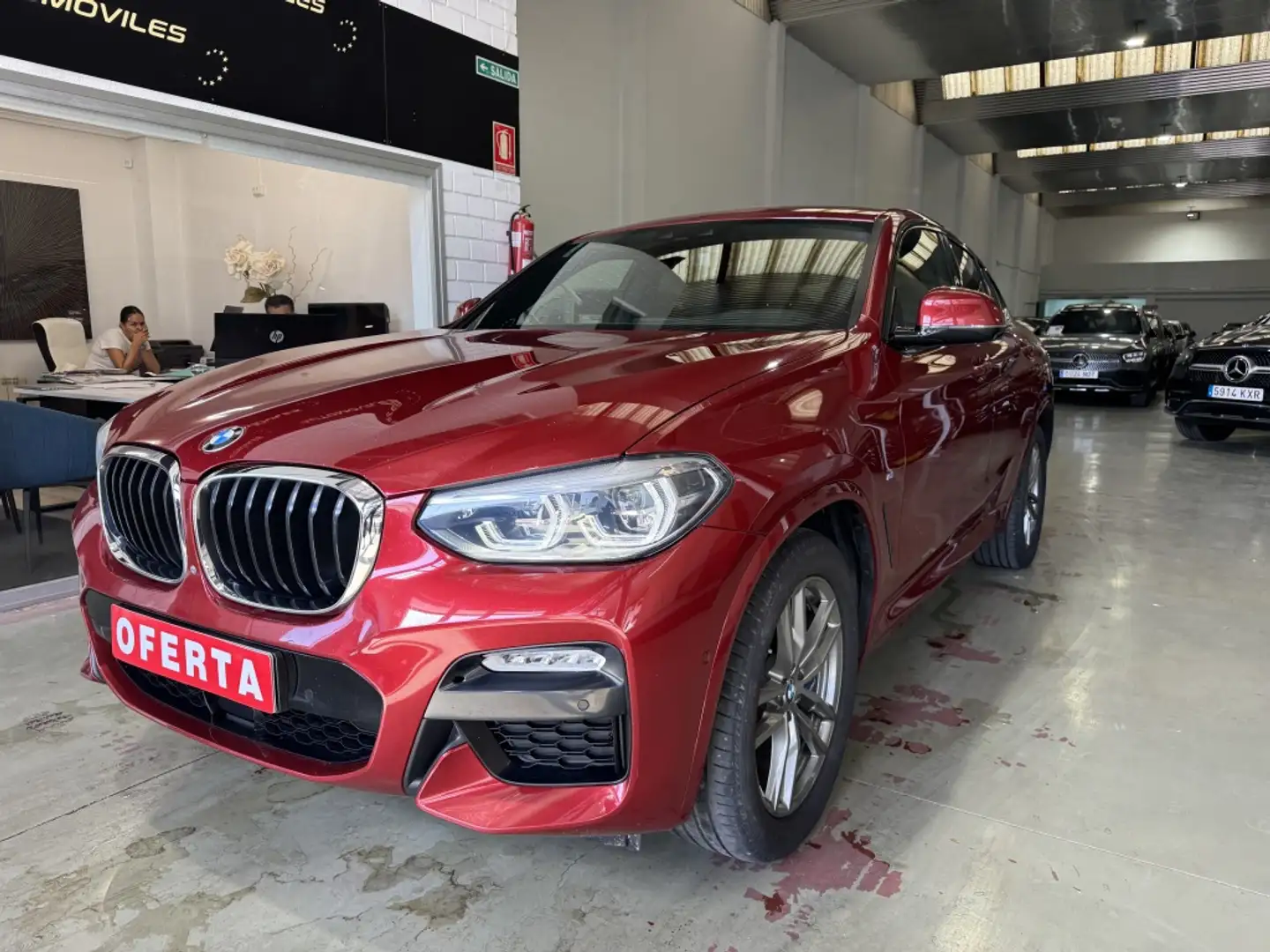 BMW X4 xDrive 30dA Rouge - 1