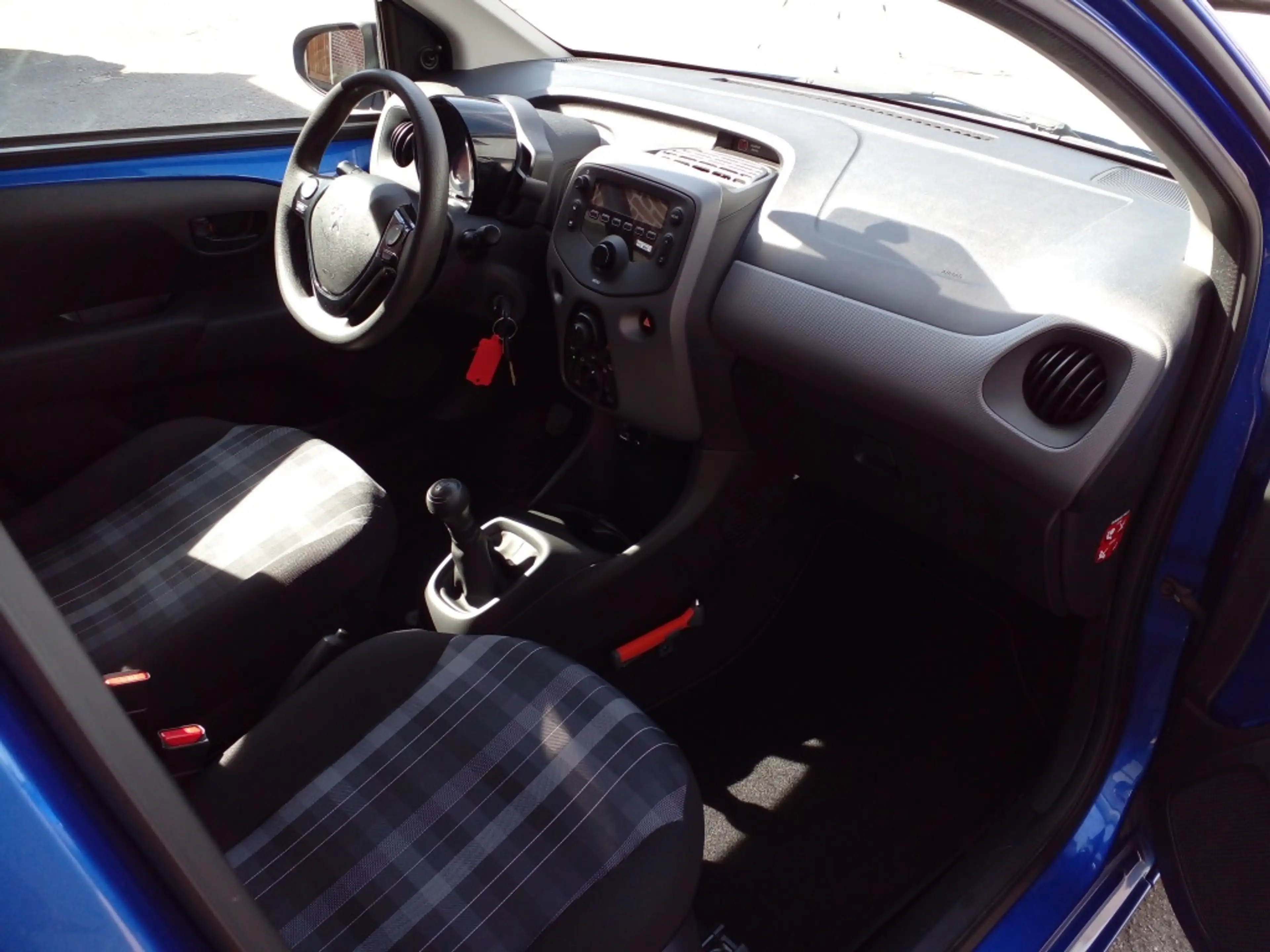 Peugeot 108 1.0 e-VTi 72pk 5D Active — photo 16