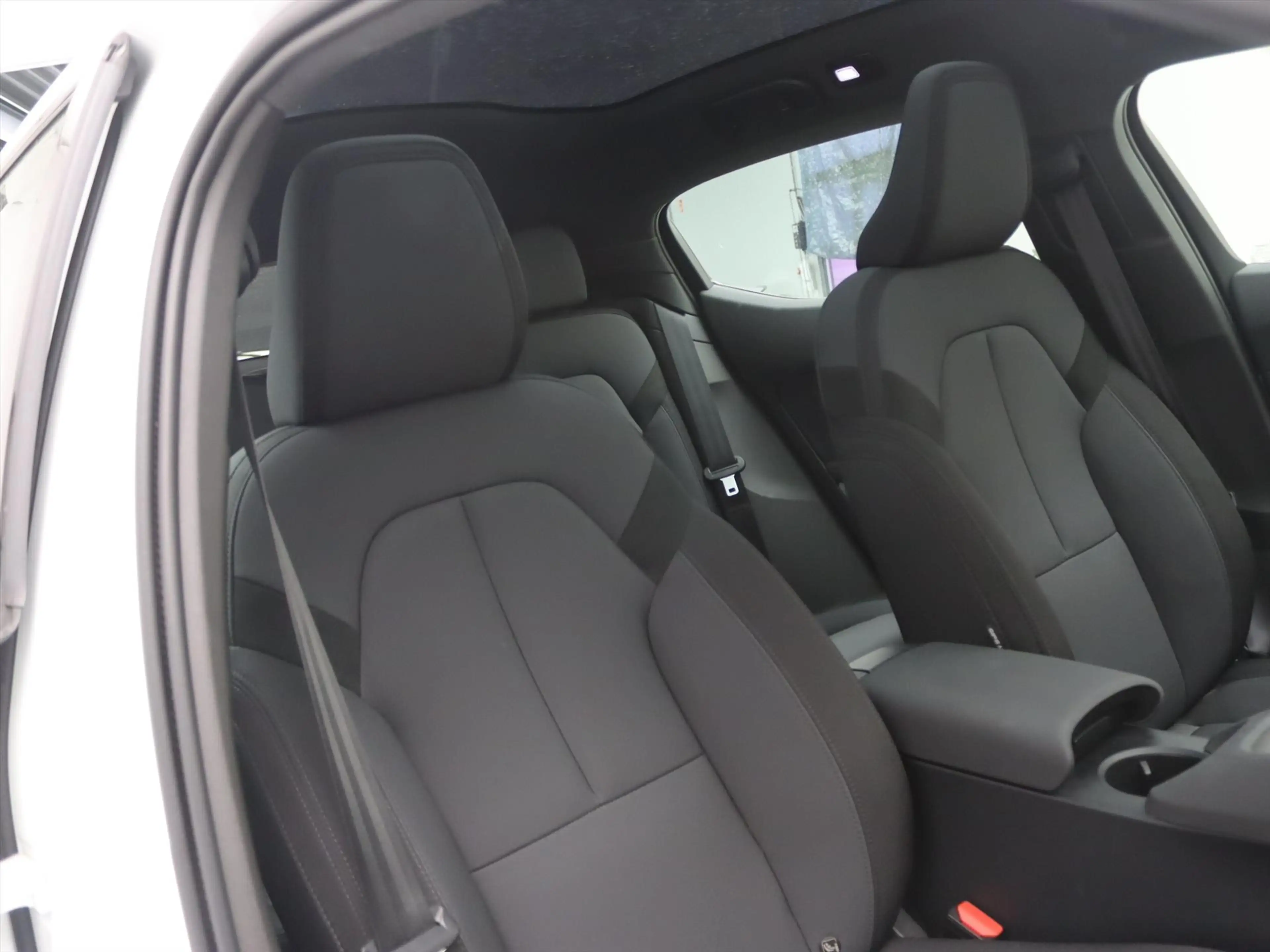 Polestar 2 Standard Range Single Motor 224PK 92% SoH [ PILOT+ — photo 11