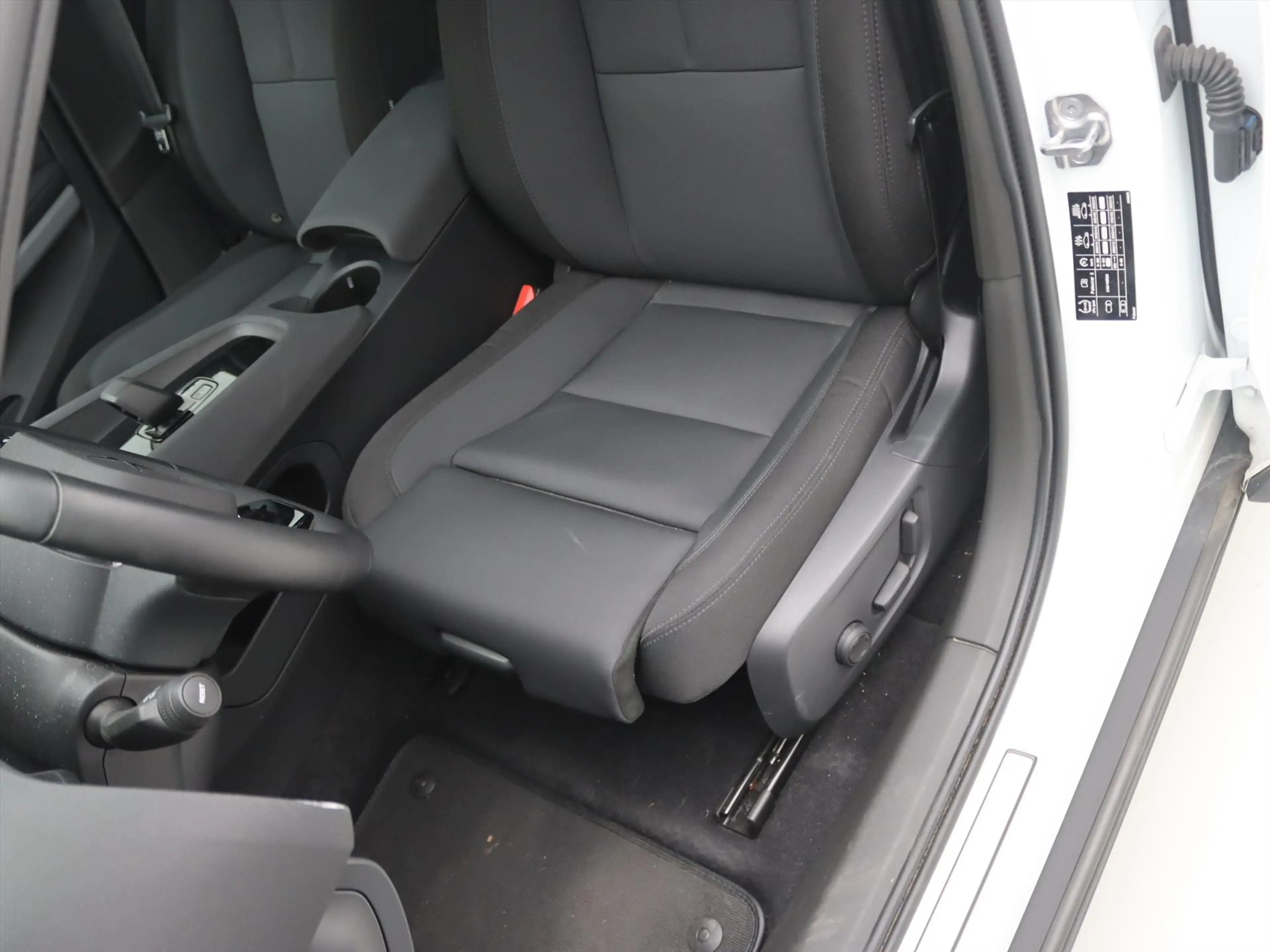 Polestar 2 Standard Range Single Motor 224PK 92% SoH [ PILOT+ — photo 13