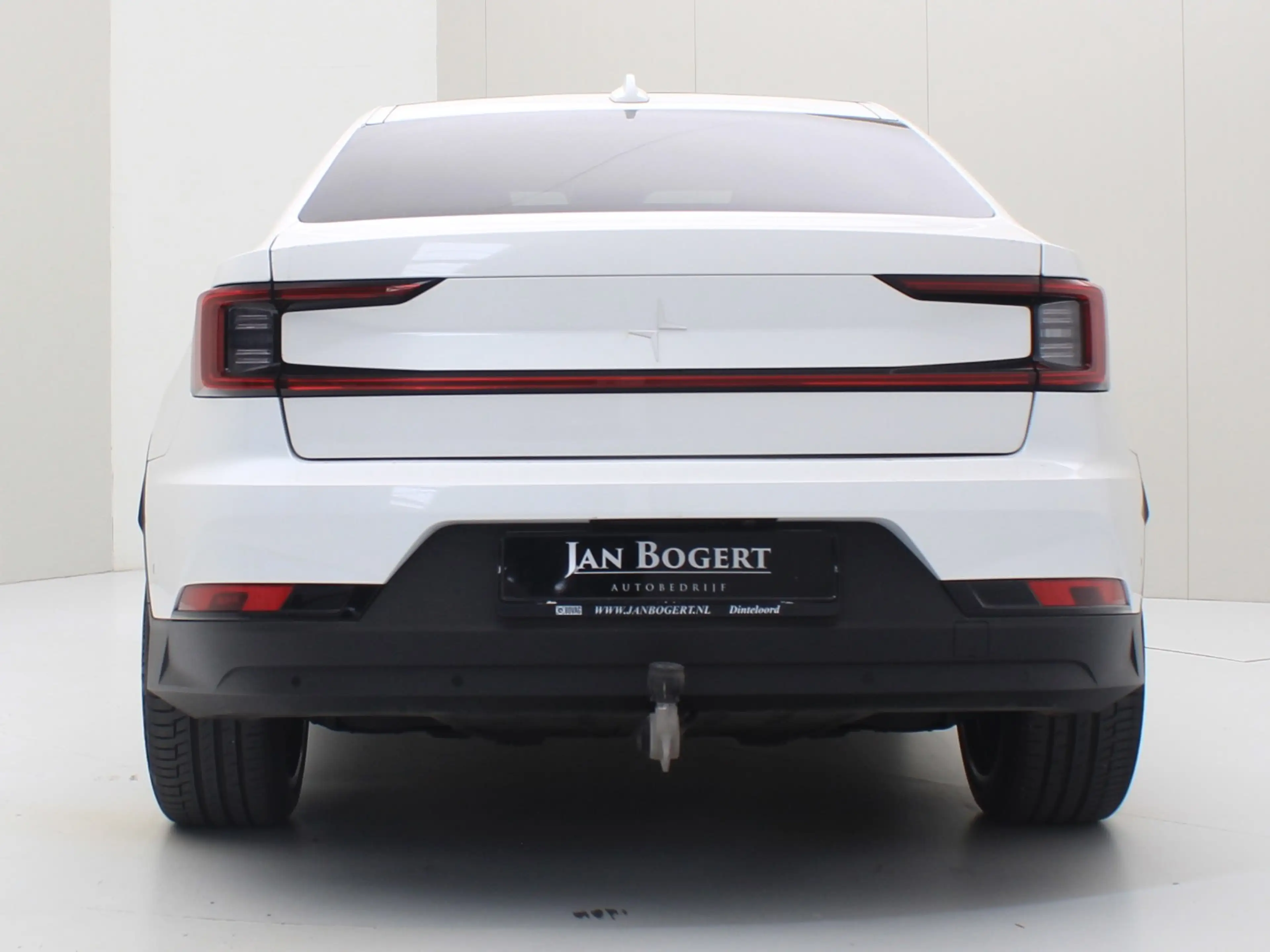 Polestar 2 Standard Range Single Motor 224PK 92% SoH [ PILOT+ — photo 6