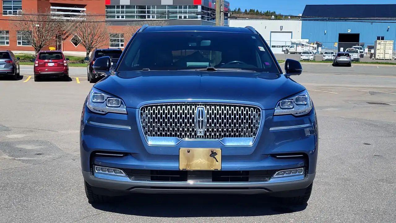 Lincoln Aviator снимка Lincoln Aviator