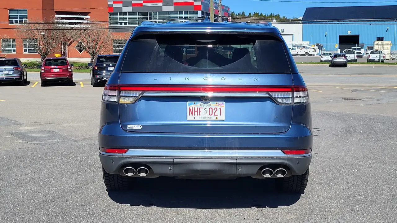 Lincoln Aviator снимка Lincoln Aviator