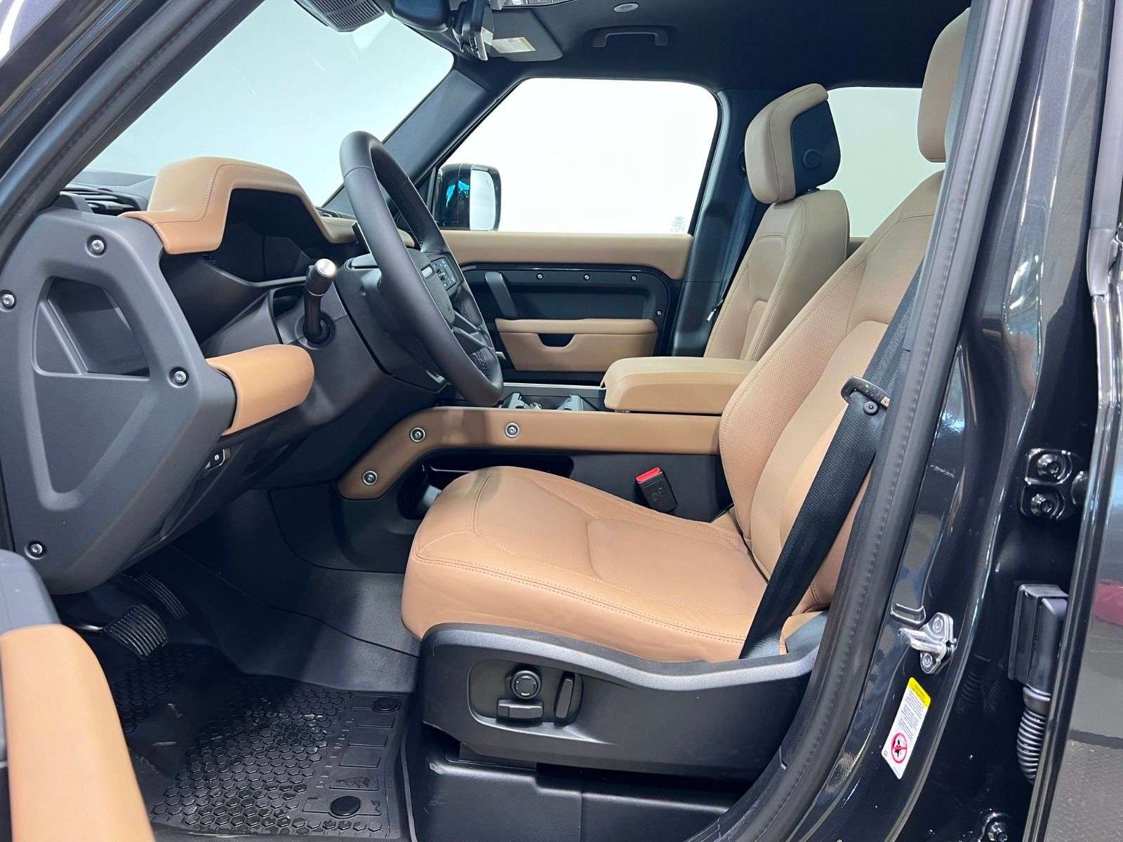 2026 Land Rover Defender 110 P300 S | LEASE FROM $899 PER MONTH thumb 35