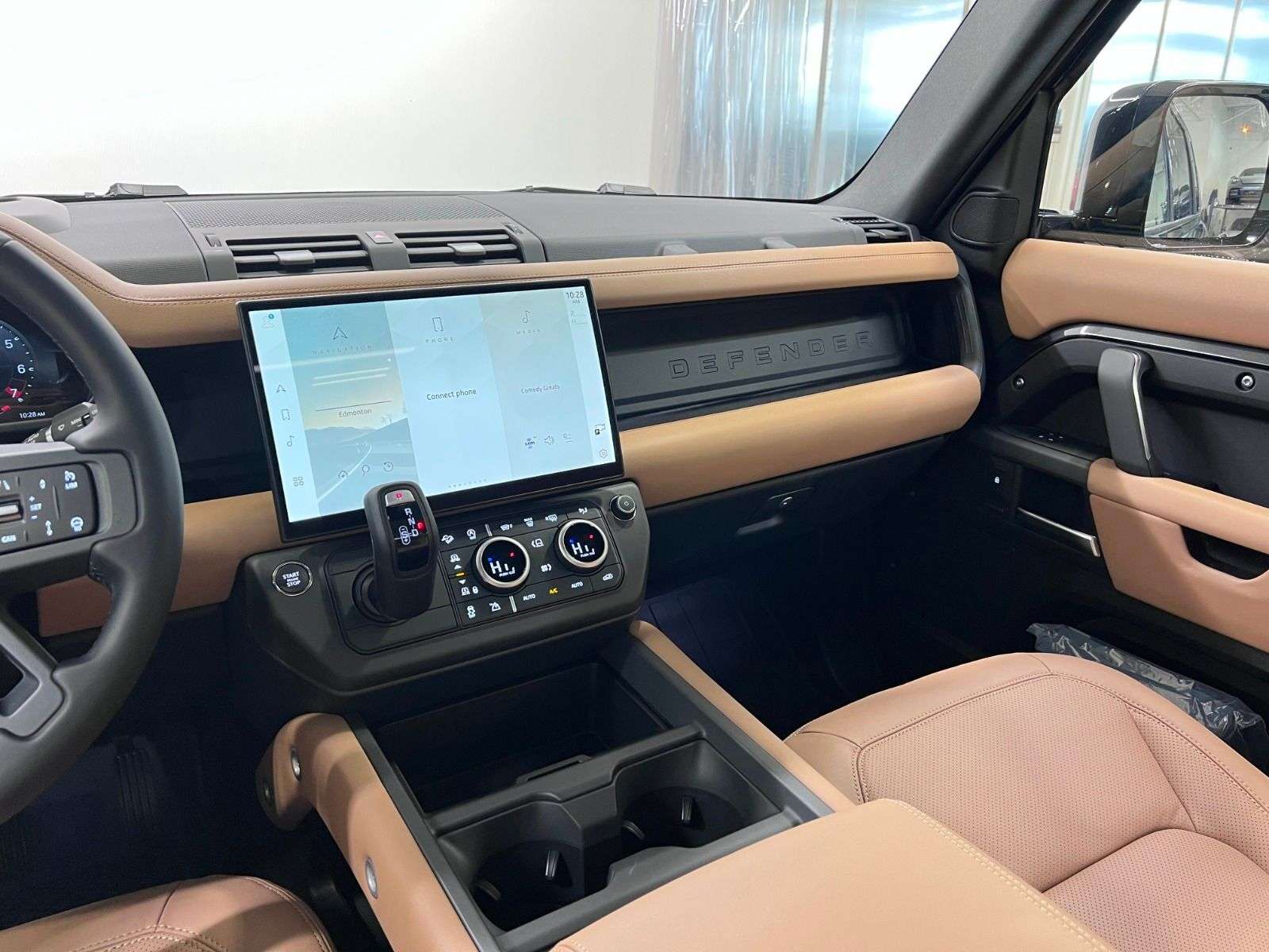 2026 Land Rover Defender 110 P300 S | LEASE FROM $899 PER MONTH thumb 18
