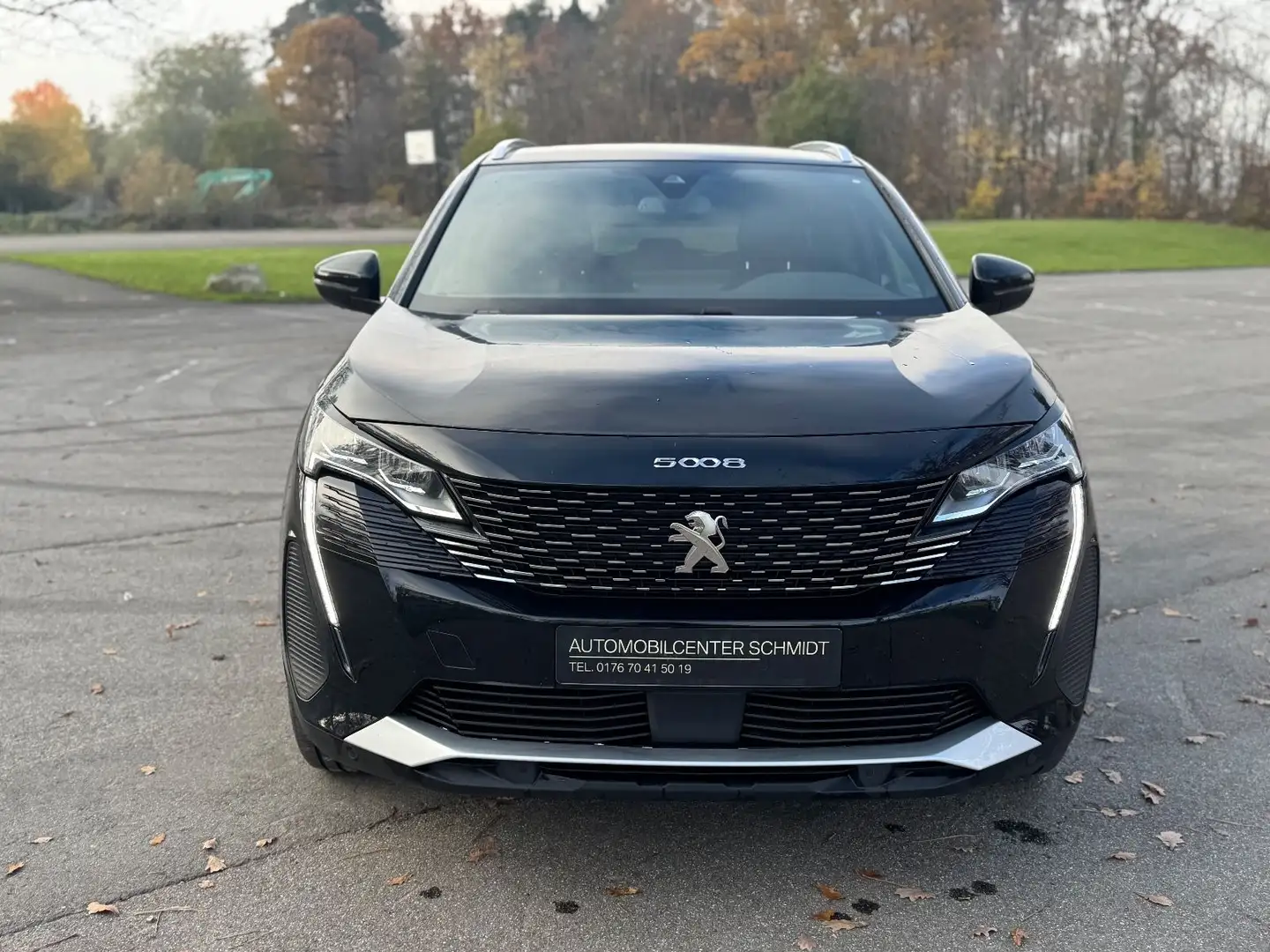 Peugeot 5008 Allure Pack m. NAVI*RCAM*LED Schwarz - 1