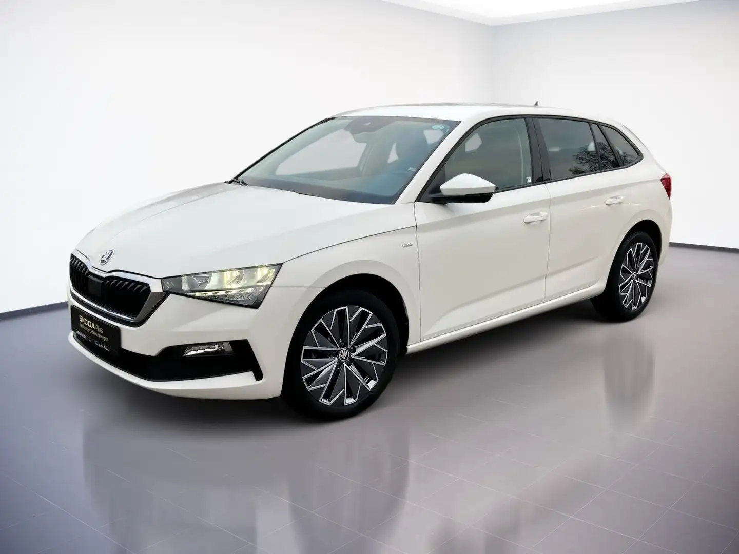 Skoda Scala 1.0 TSI TOUR LED.NAV.SHZ.KESSY.TEMP.LaneA.PDC.Mirr Weiß - 2