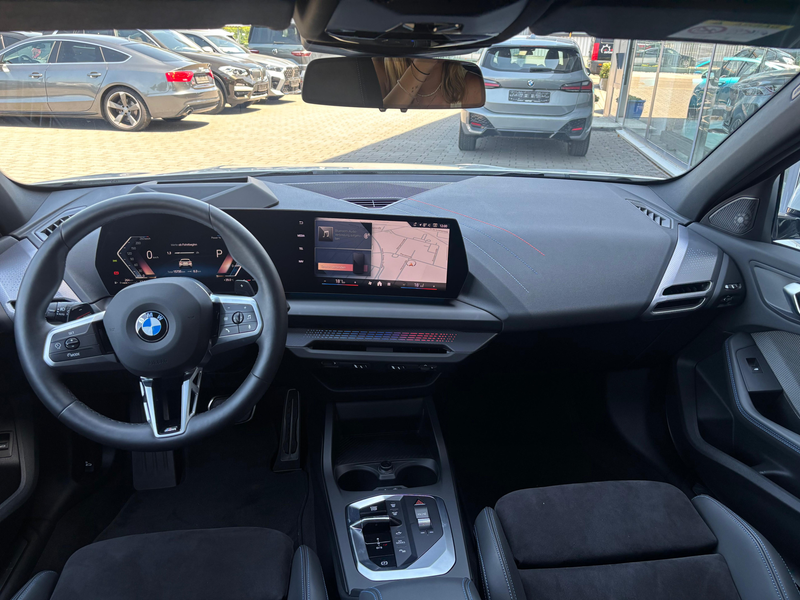 BMW 120 i M Sportp. Ad.LED°AHK°elSitze°HUP+Harm-Kard — photo 10