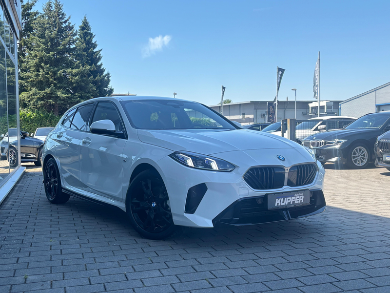 BMW 120 i M Sportp. Ad.LED°AHK°elSitze°HUP+Harm-Kard — photo 2